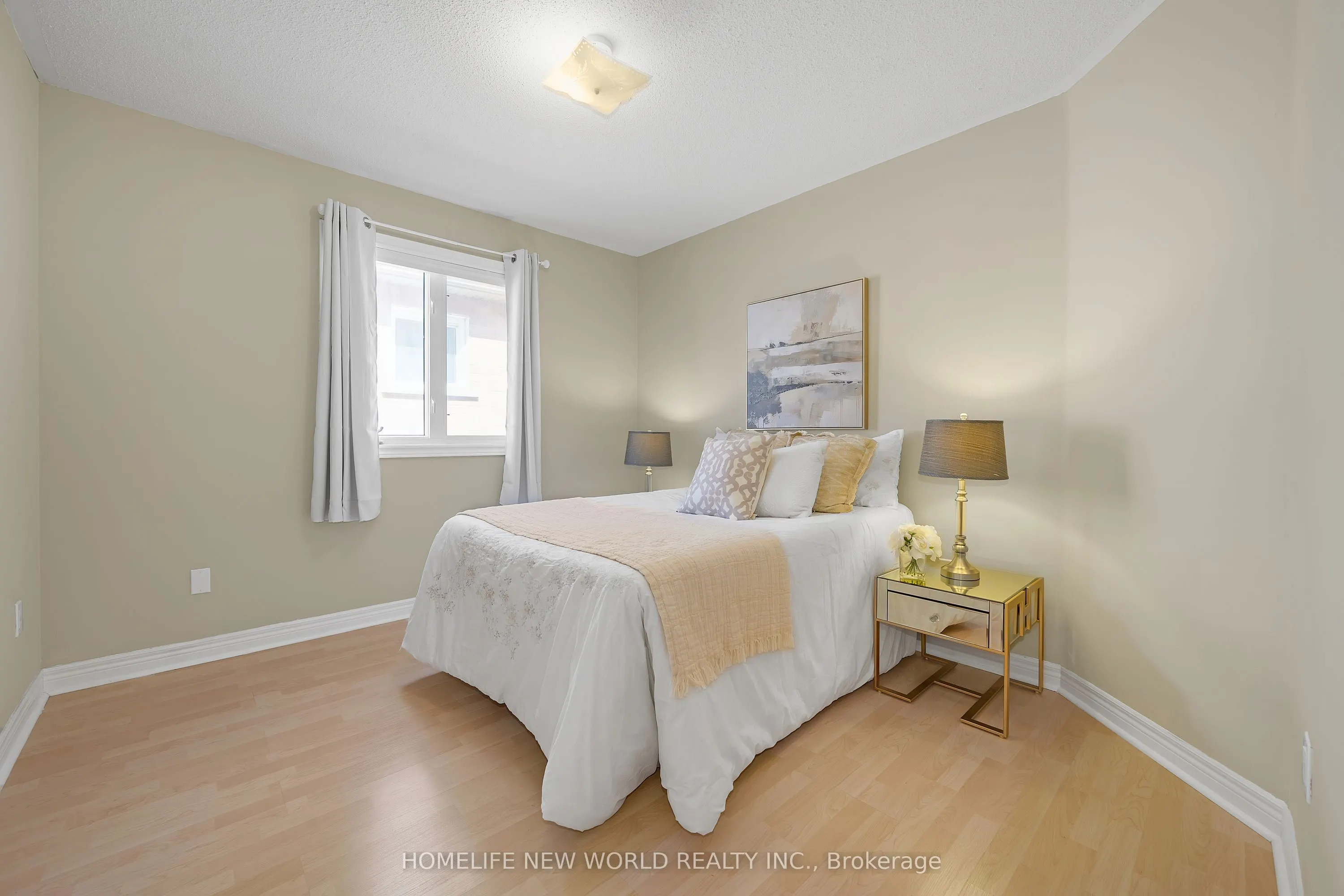 72 Ray Street