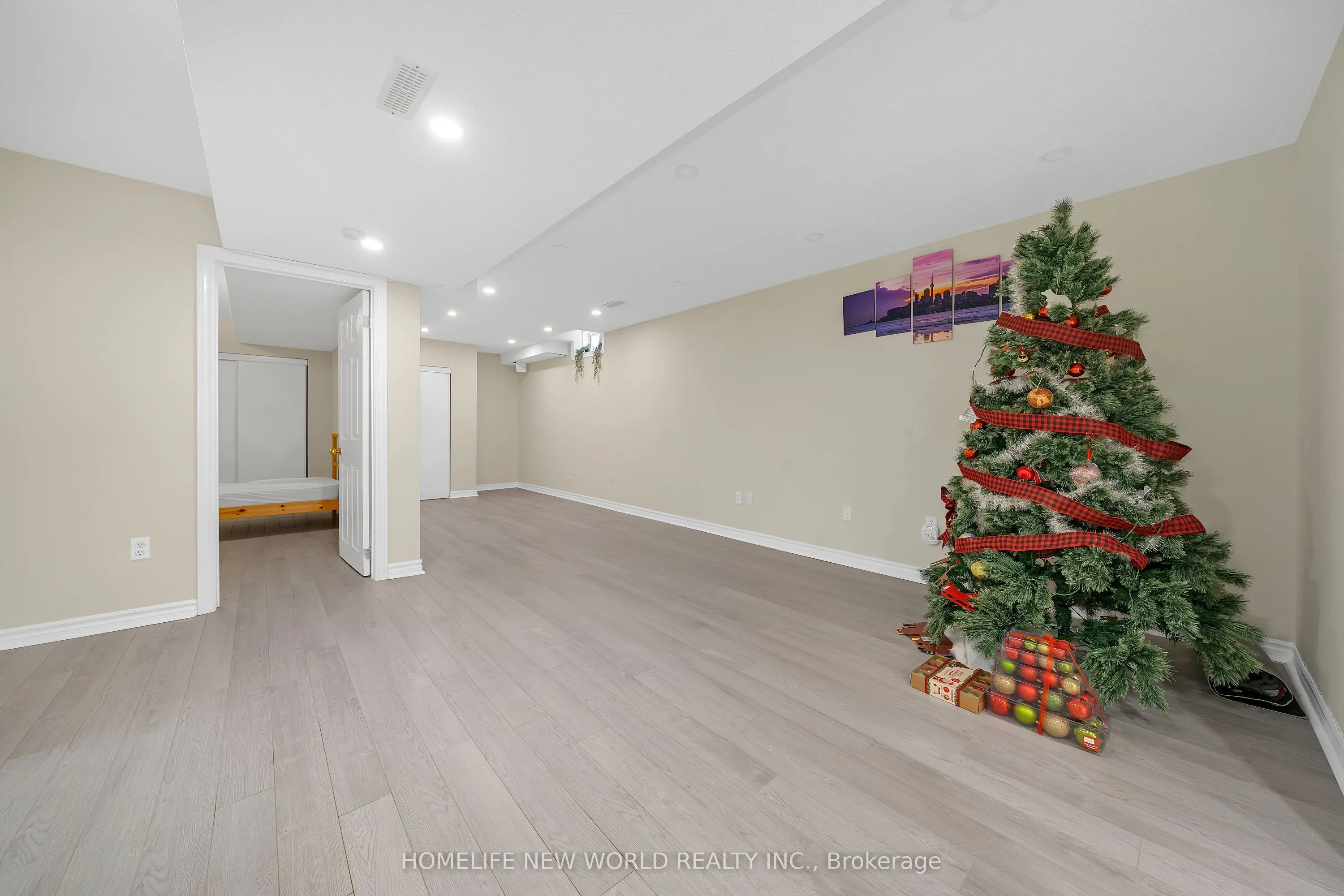72 Ray Street