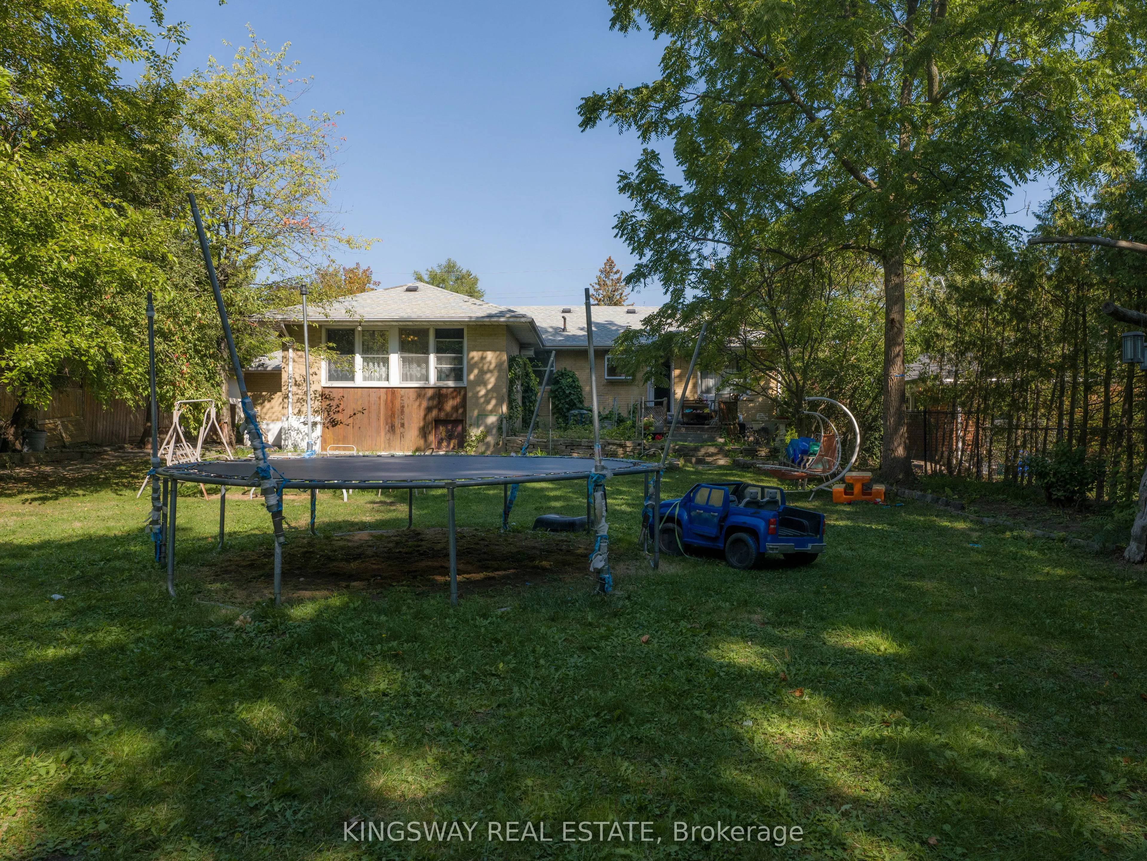 41 Kirk Drive