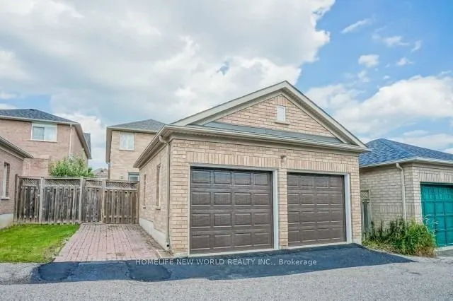 72 Ray Street