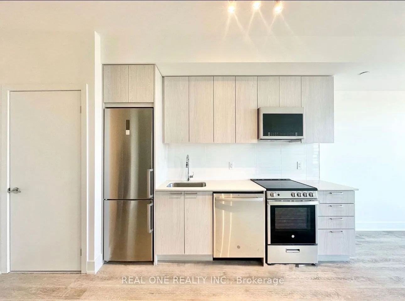 185 Deerfield Road, #508