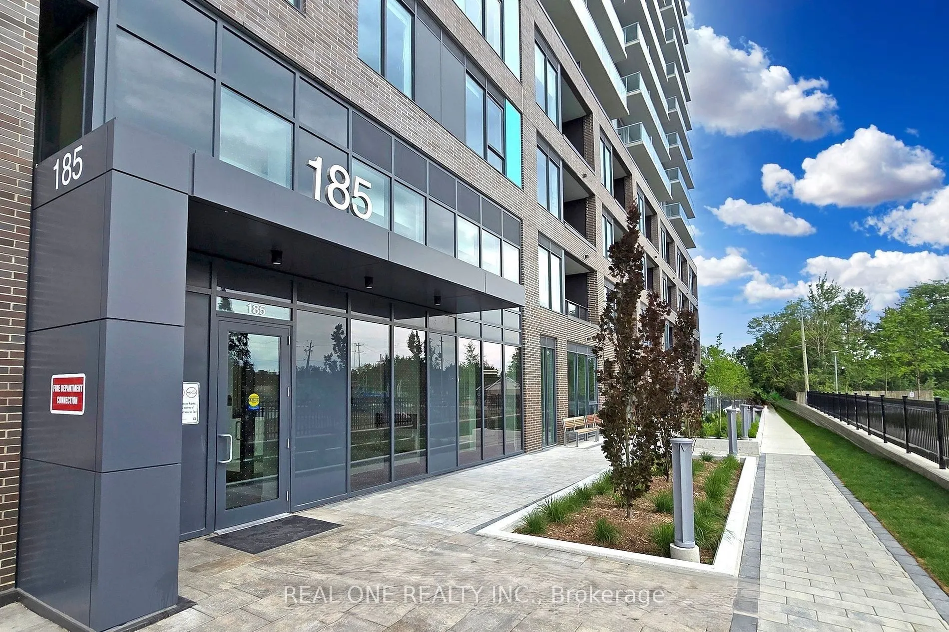 185 Deerfield Road, #508