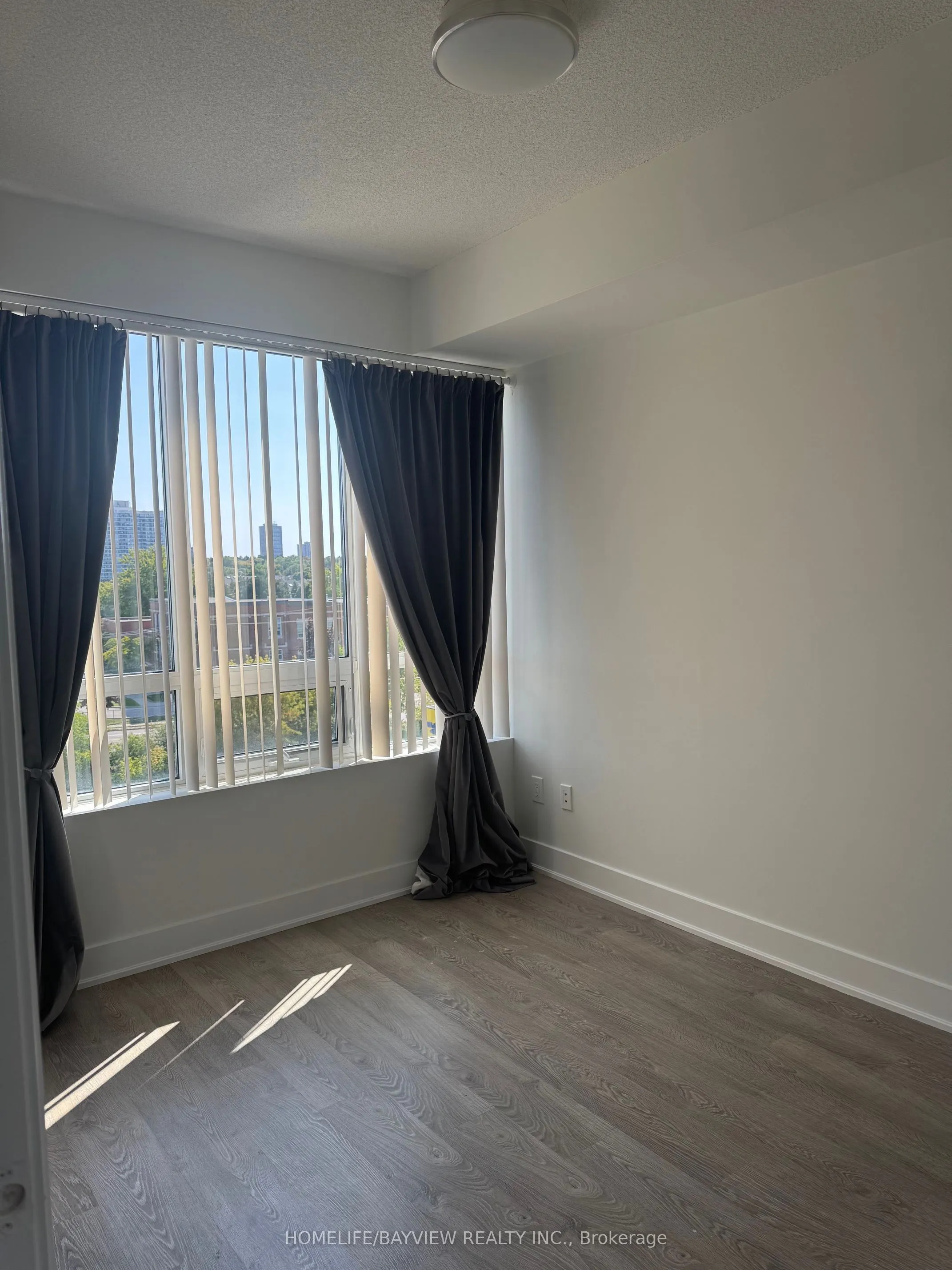 7608 Yonge Street, #619