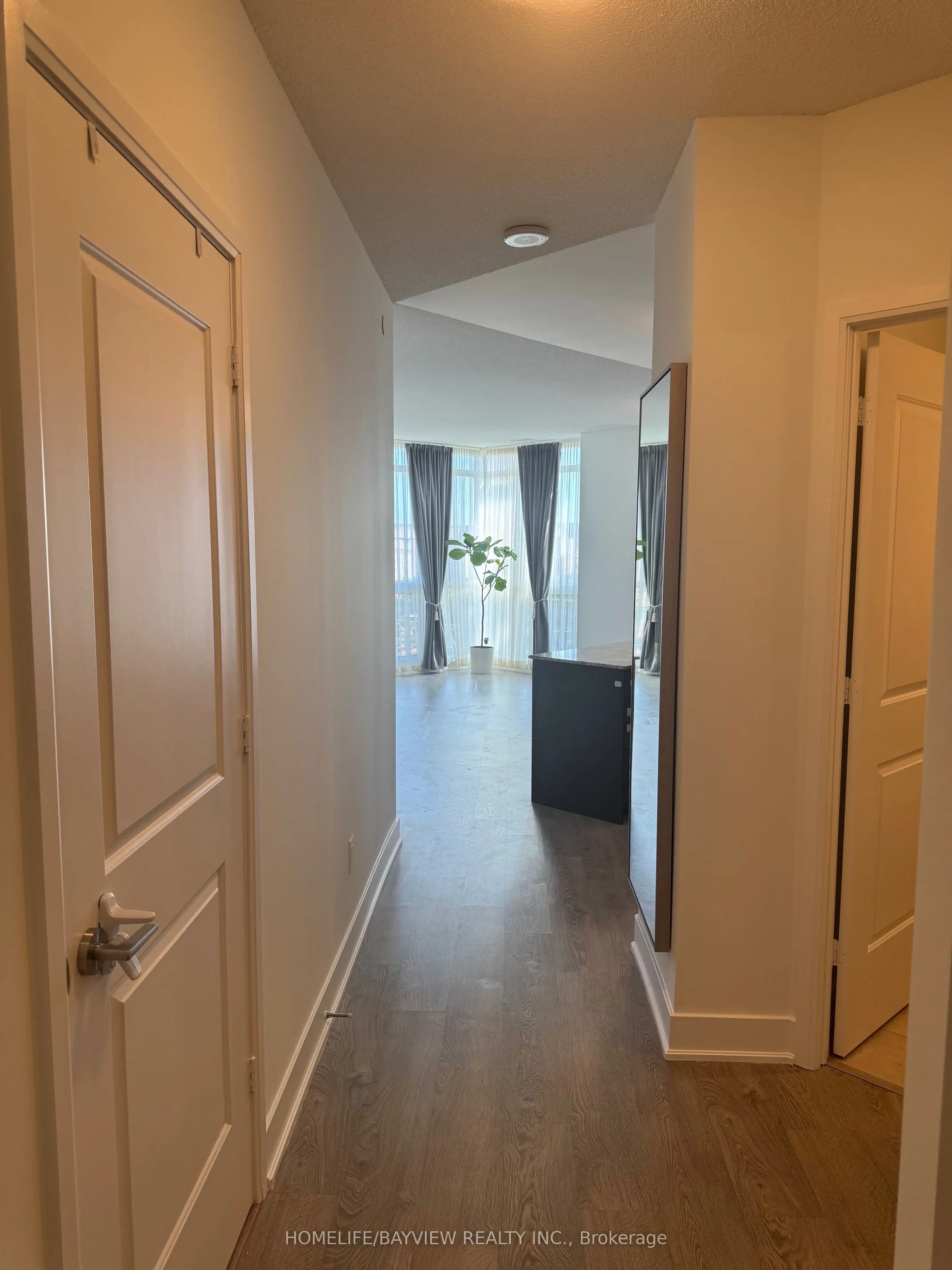 7608 Yonge Street, #619