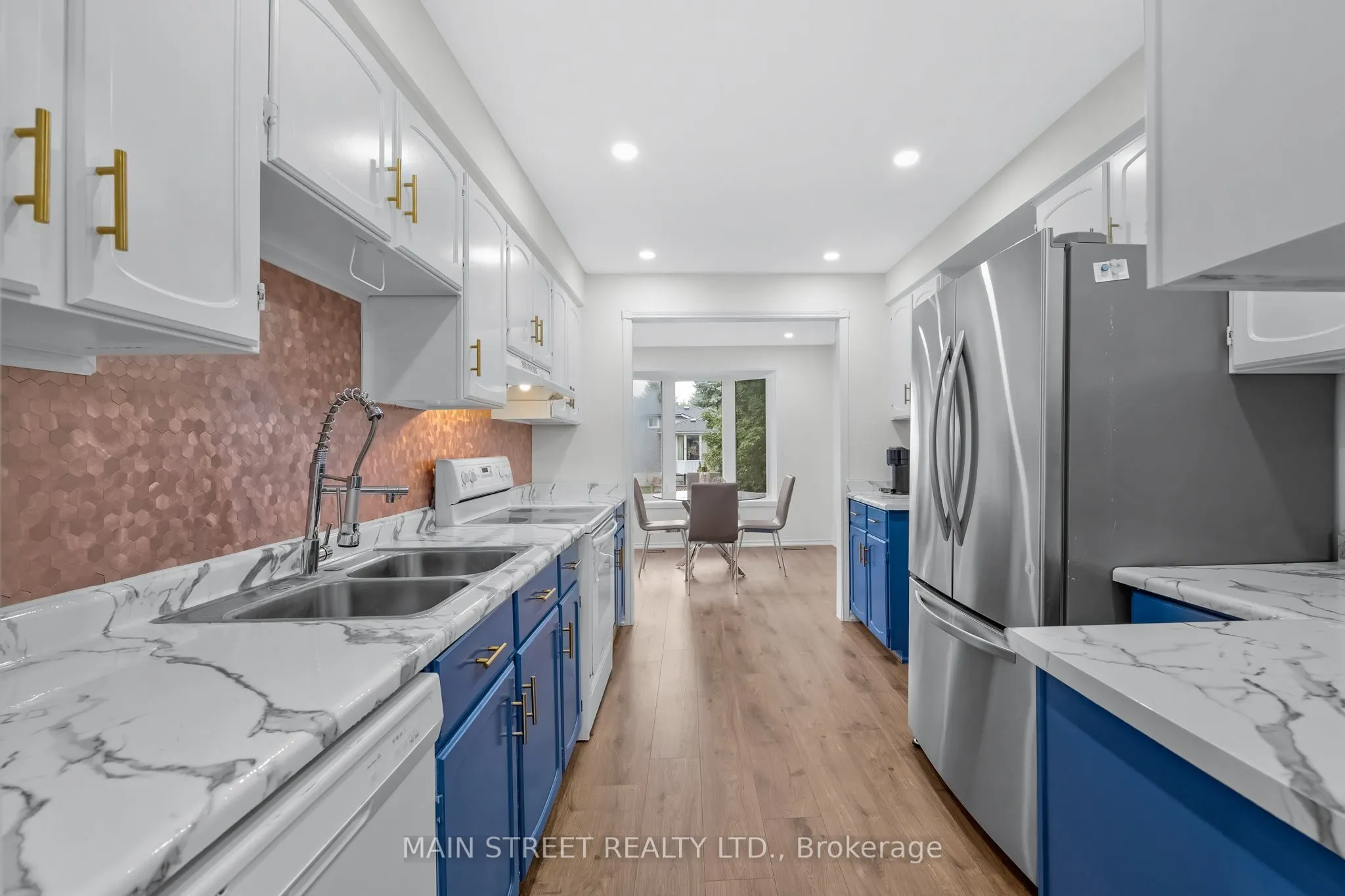 43 Riverglen Drive