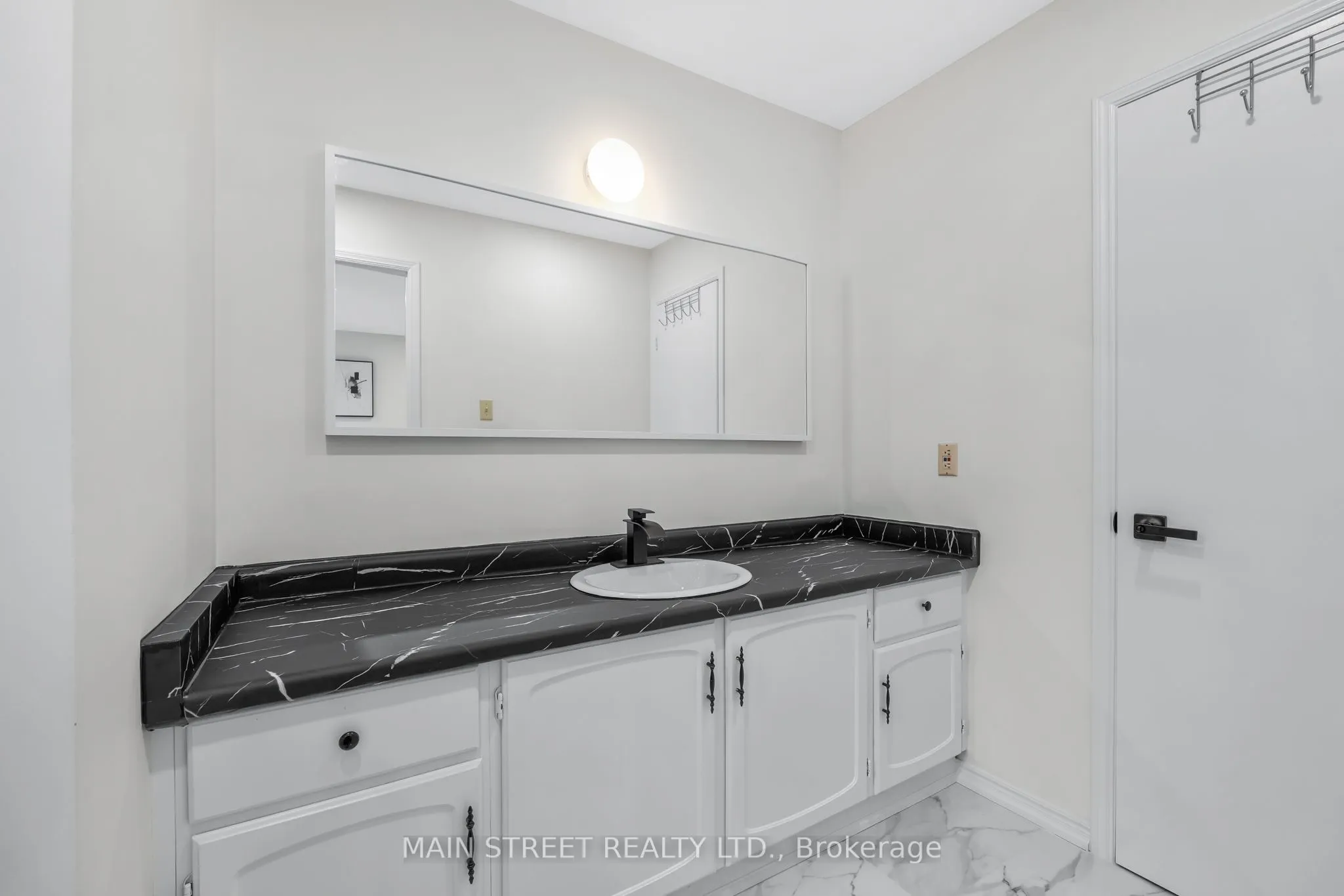 43 Riverglen Drive