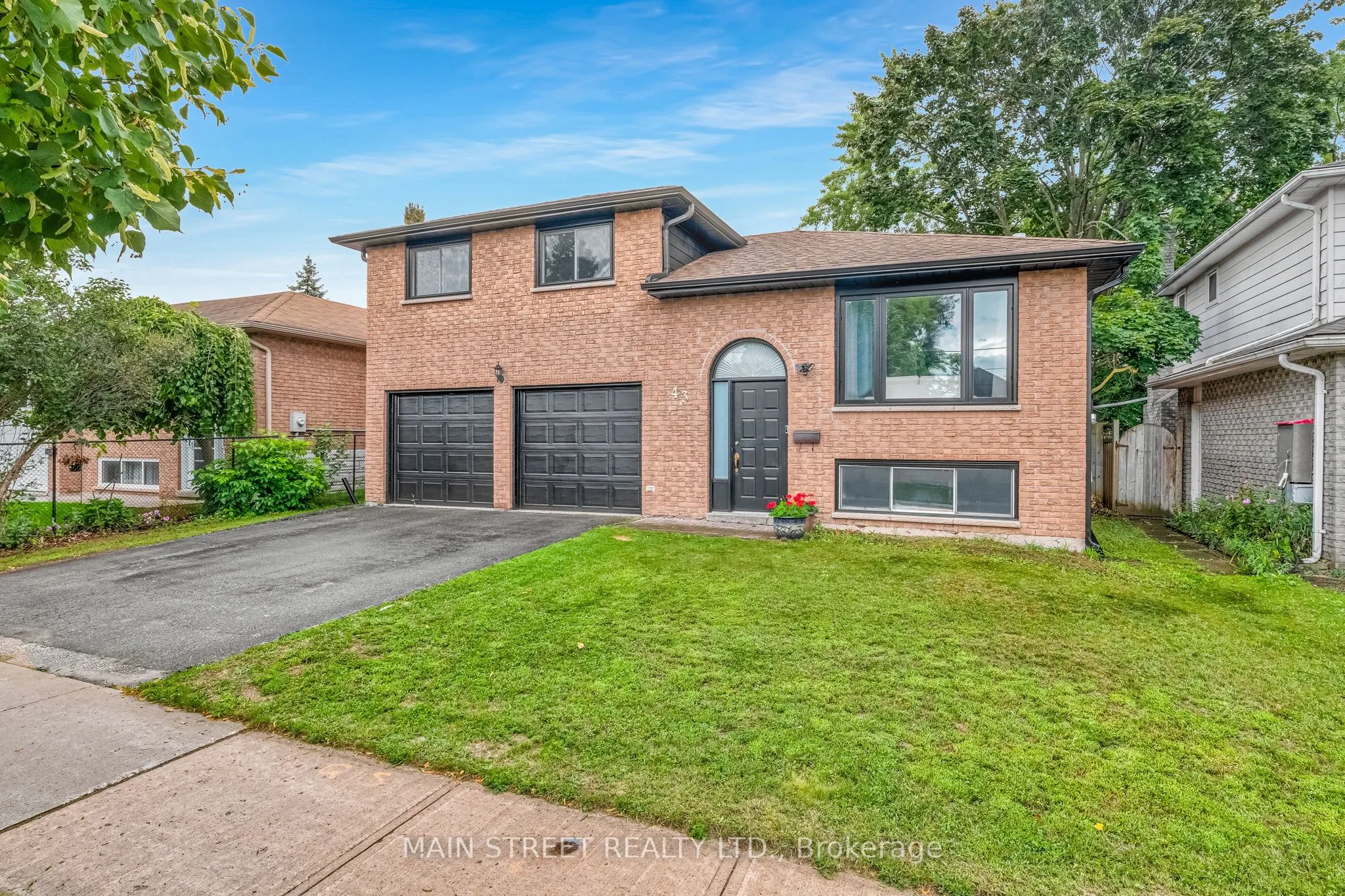 43 Riverglen Drive
