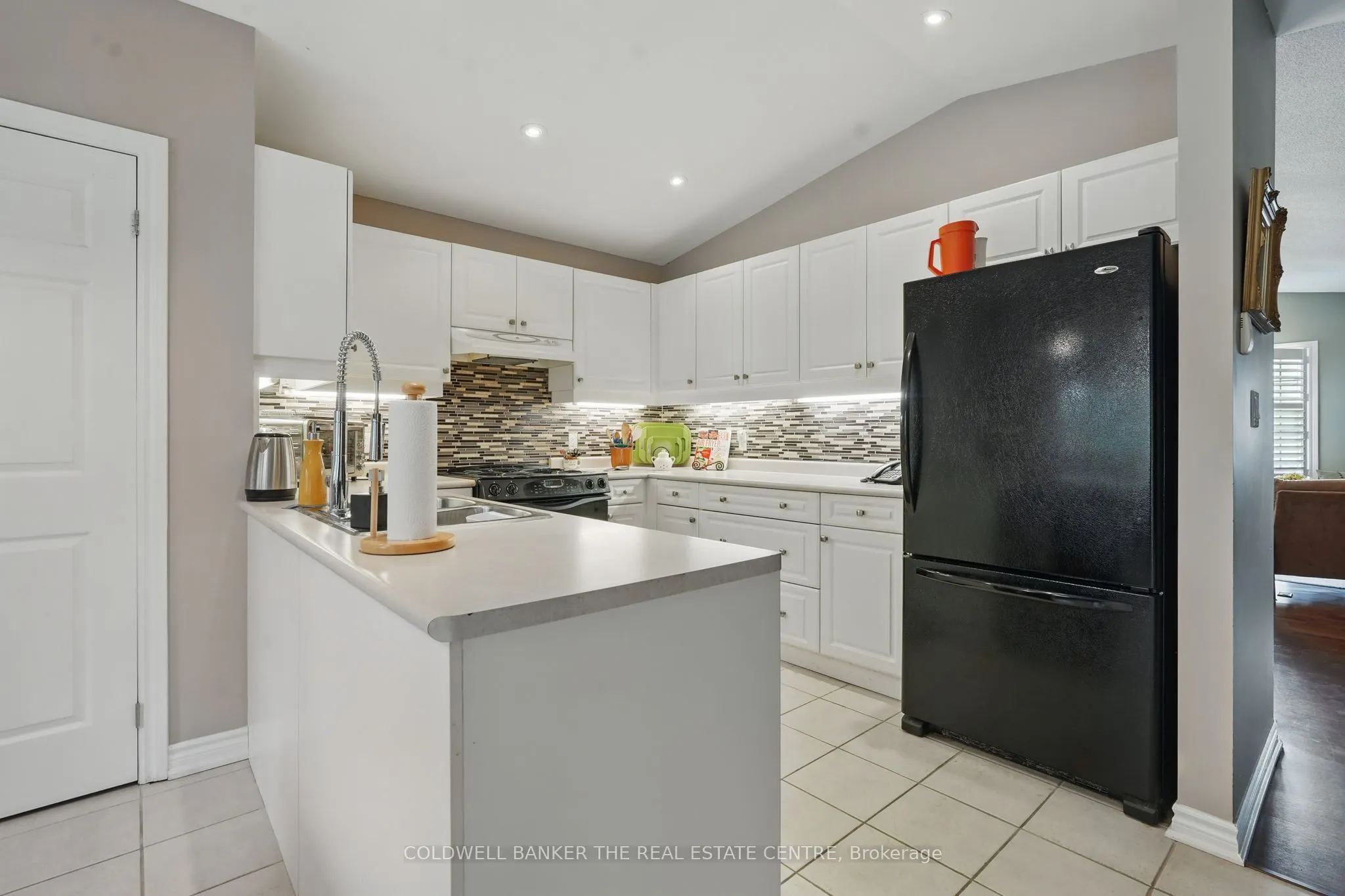 15 Recreation Drive