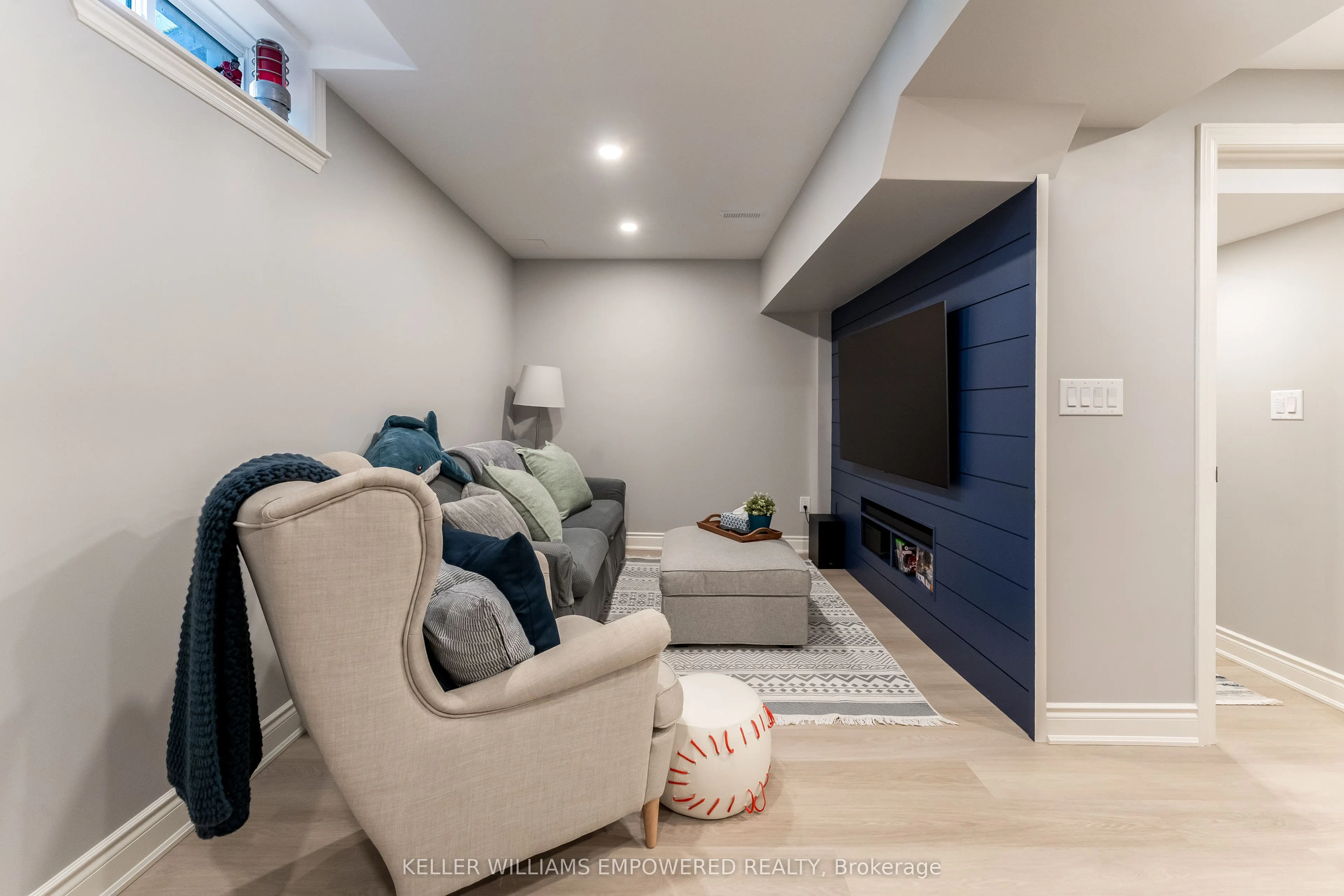 372 William Dunn Crescent