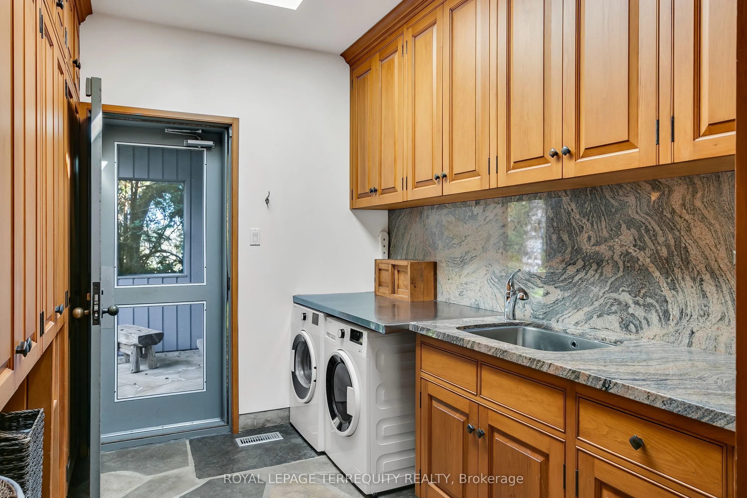 15625 8th Concession Road