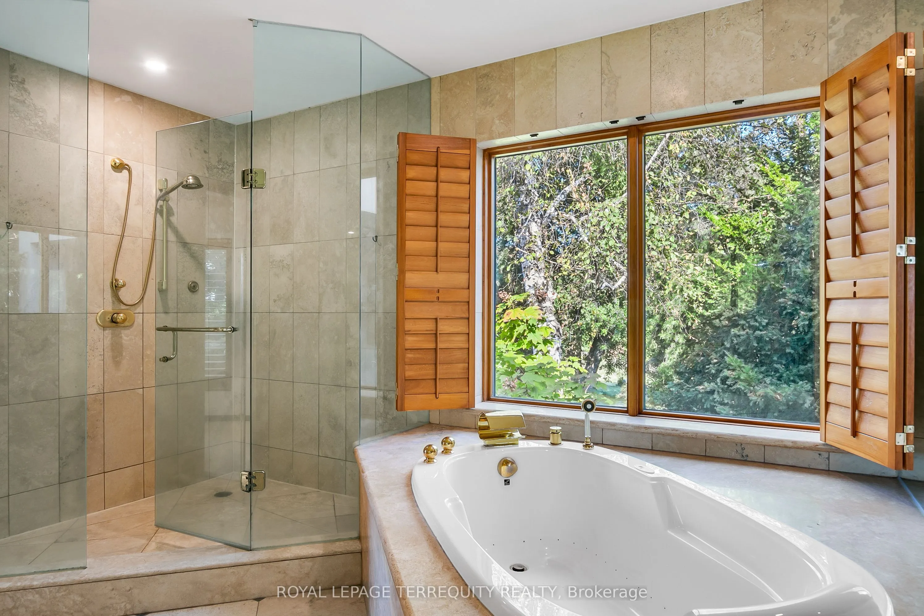 15625 8th Concession Road