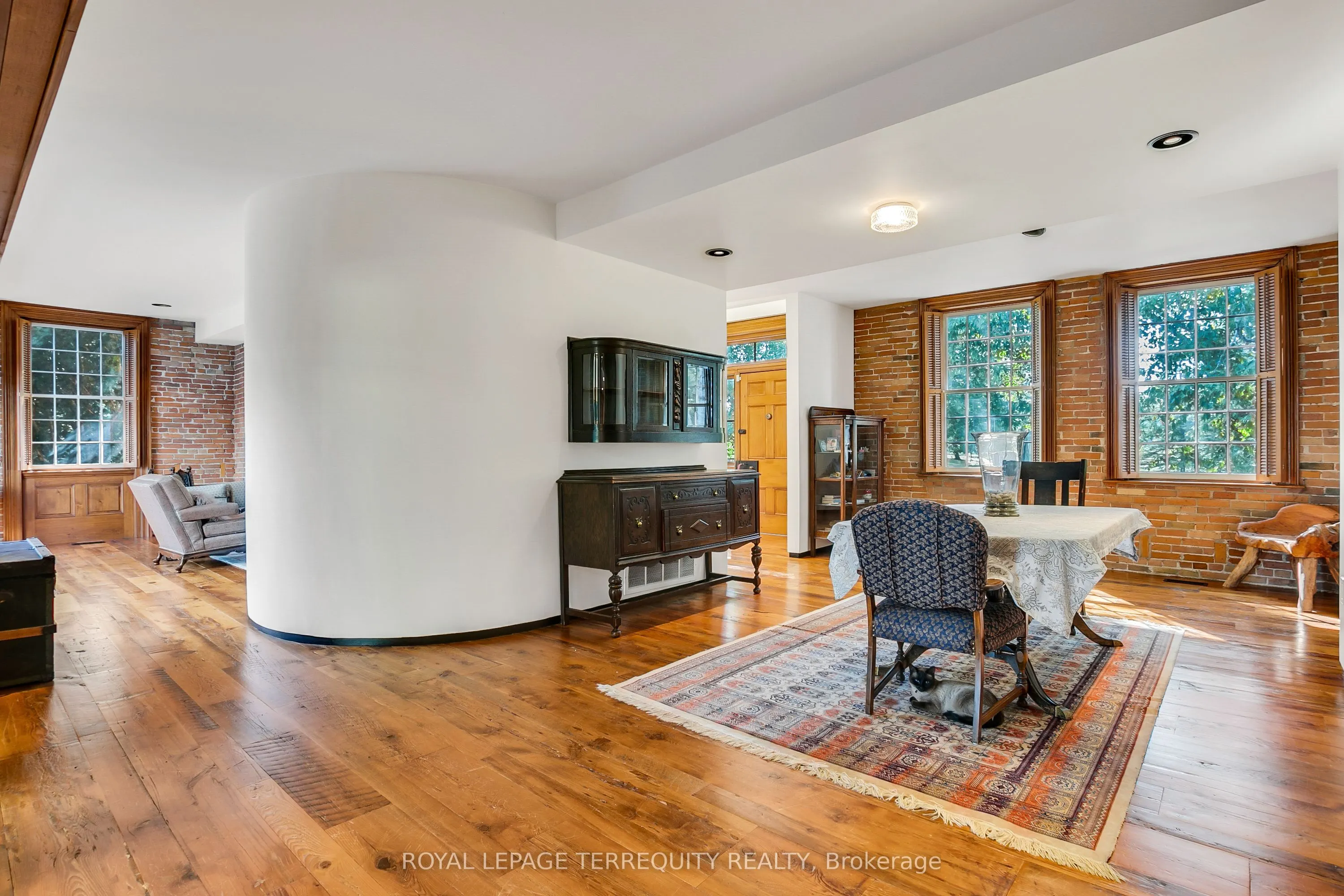 15625 8th Concession Road
