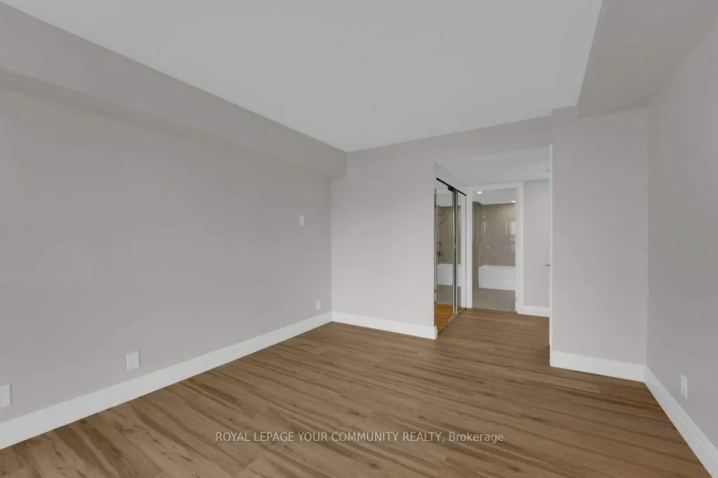 22 Clarissa Drive, #1404