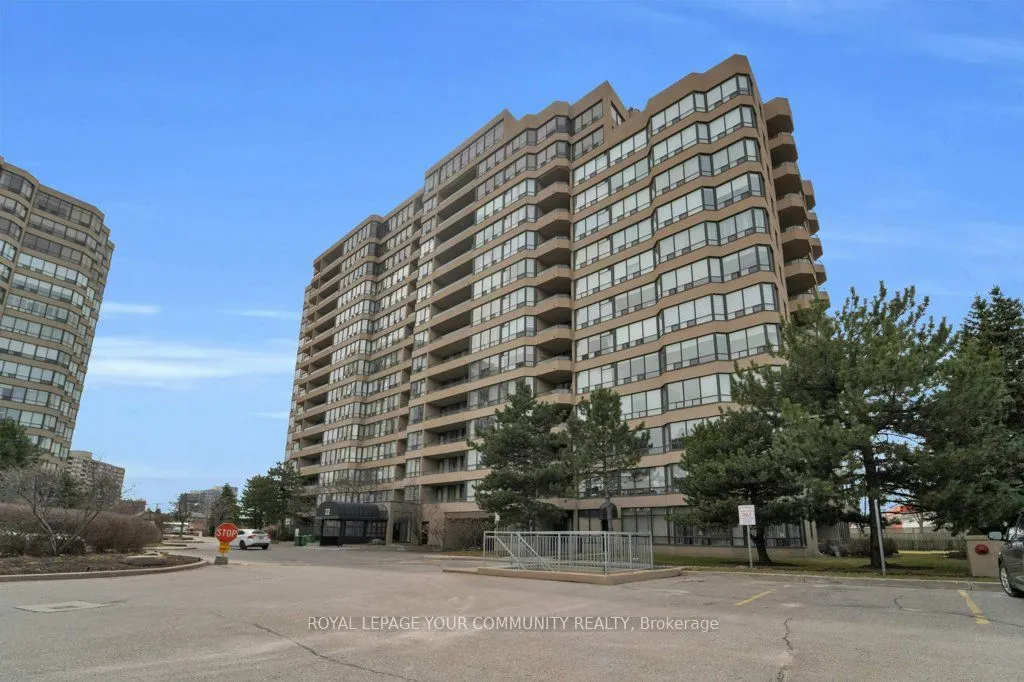 22 Clarissa Drive, #1404