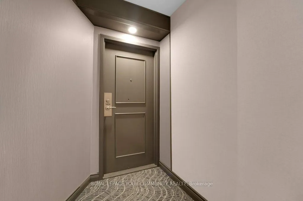 22 Clarissa Drive, #1404