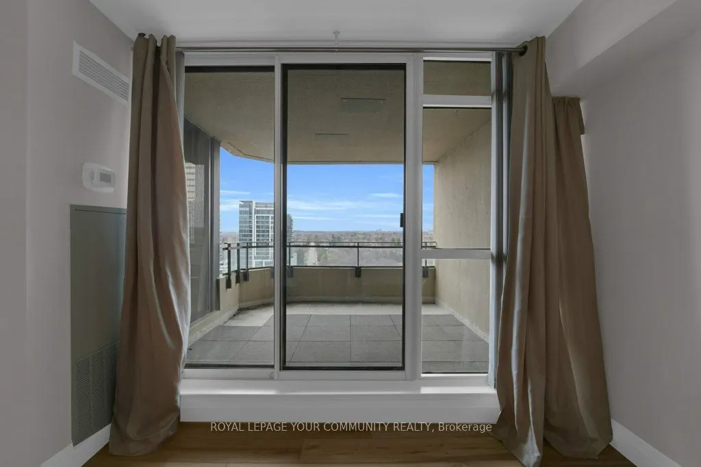 22 Clarissa Drive, #1404