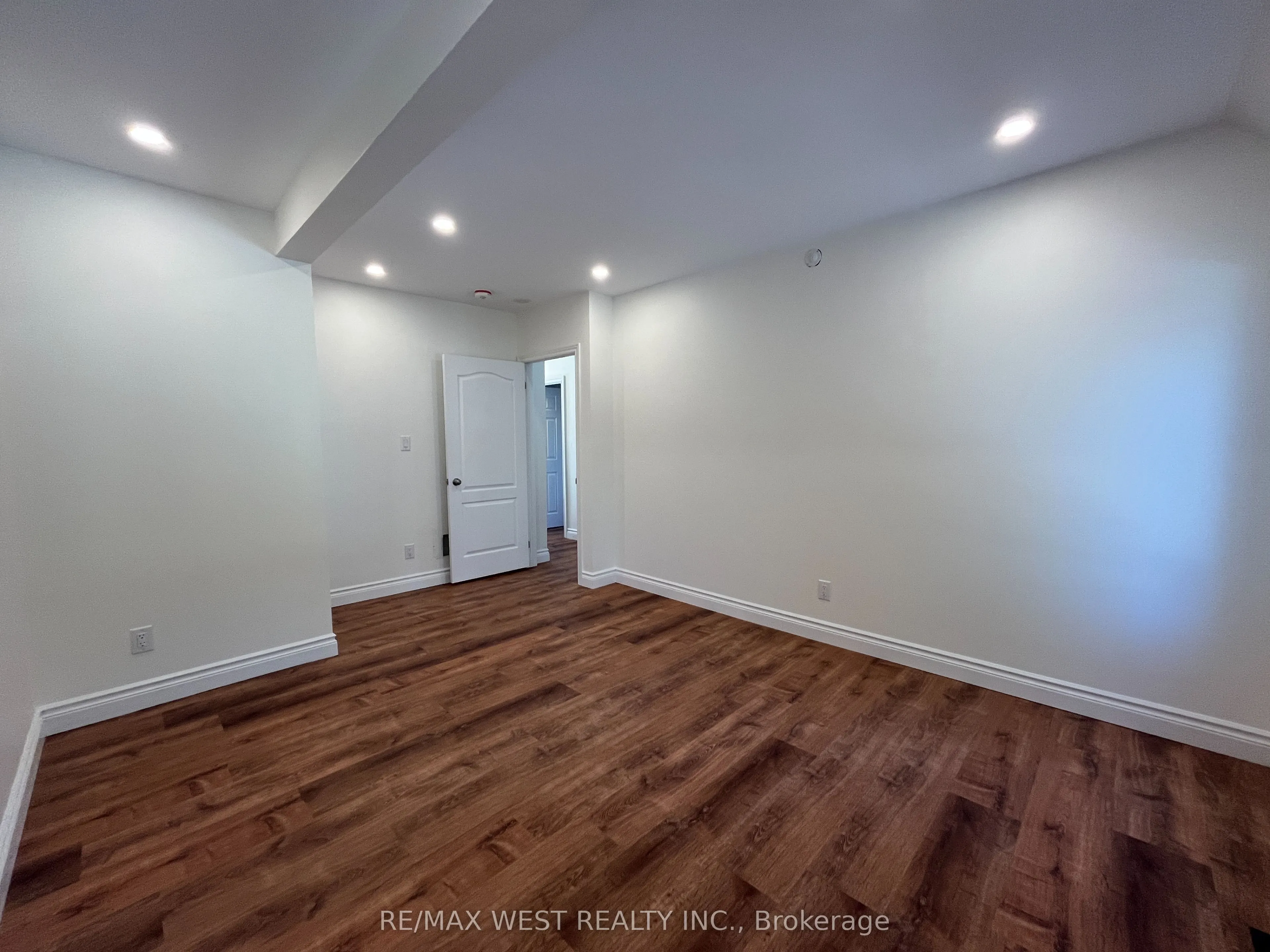 203 Main Street, #2A
