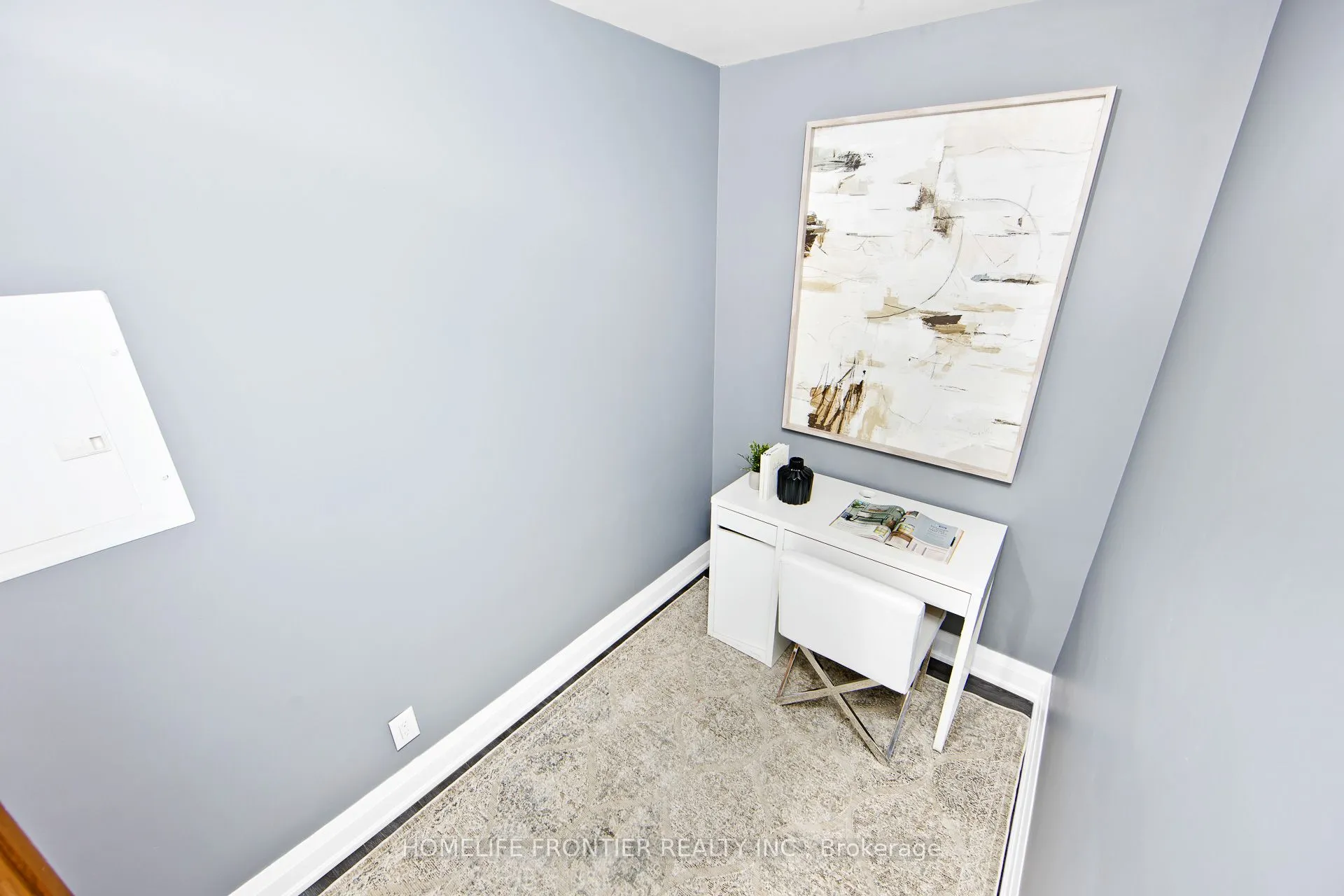 12 Woodstream Boulevard, #216