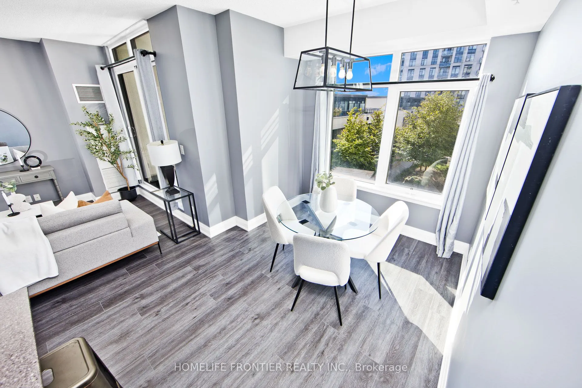 12 Woodstream Boulevard, #216