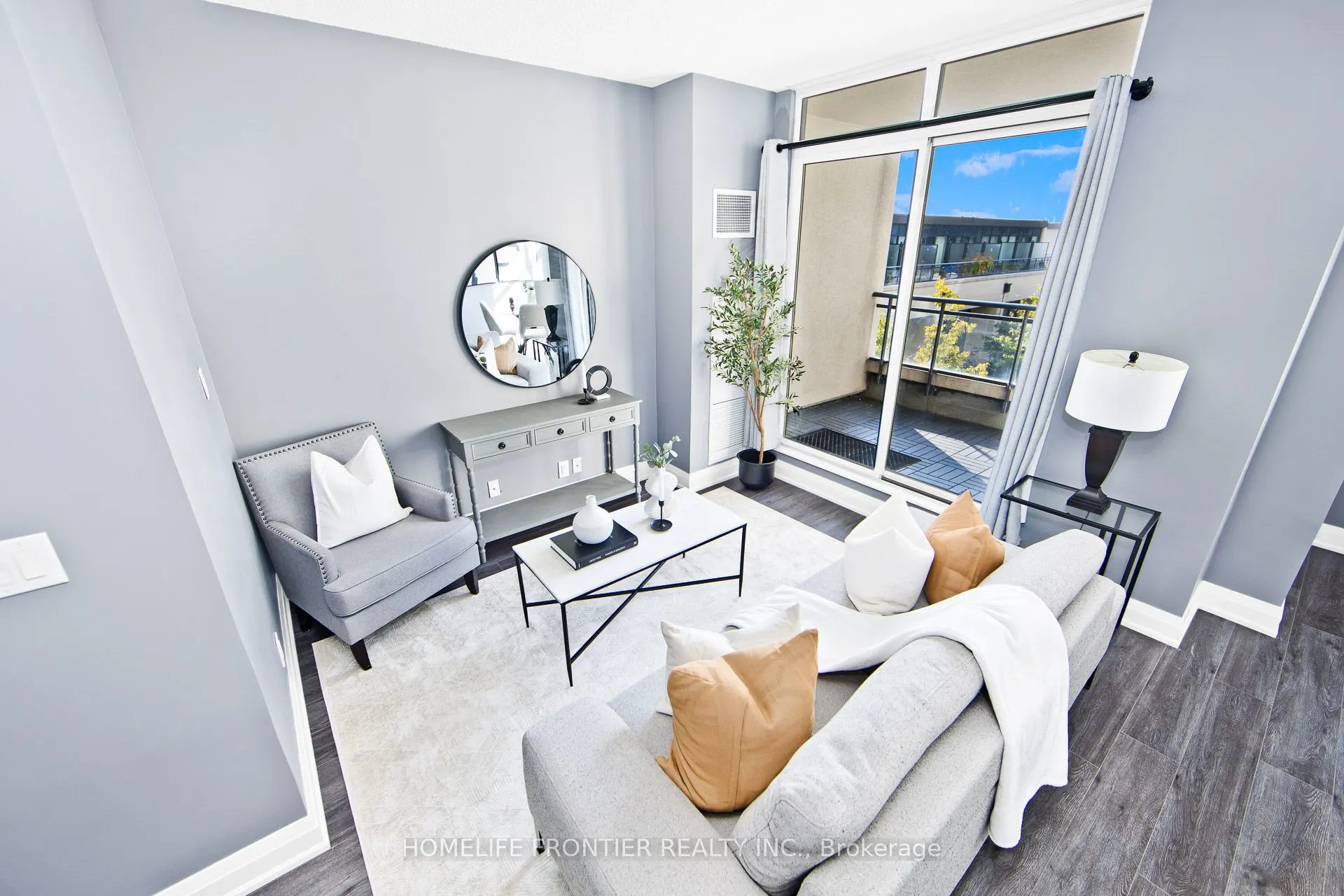 12 Woodstream Boulevard, #216