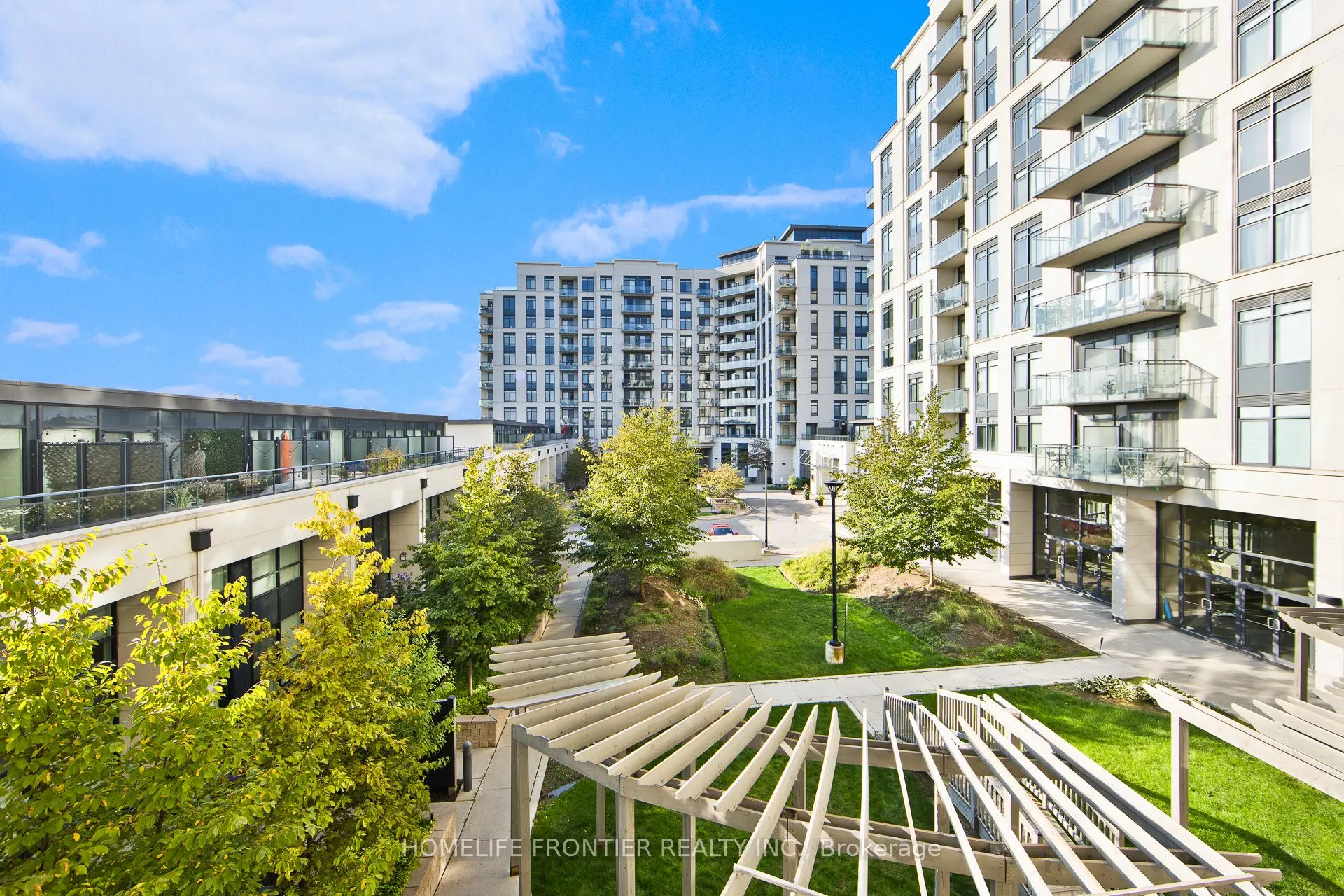 12 Woodstream Boulevard, #216