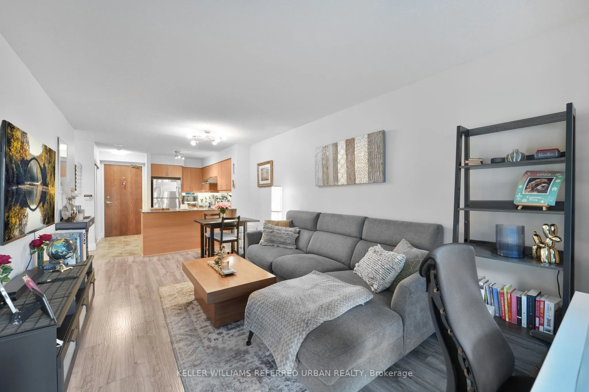 185 Oneida Crescent, #909