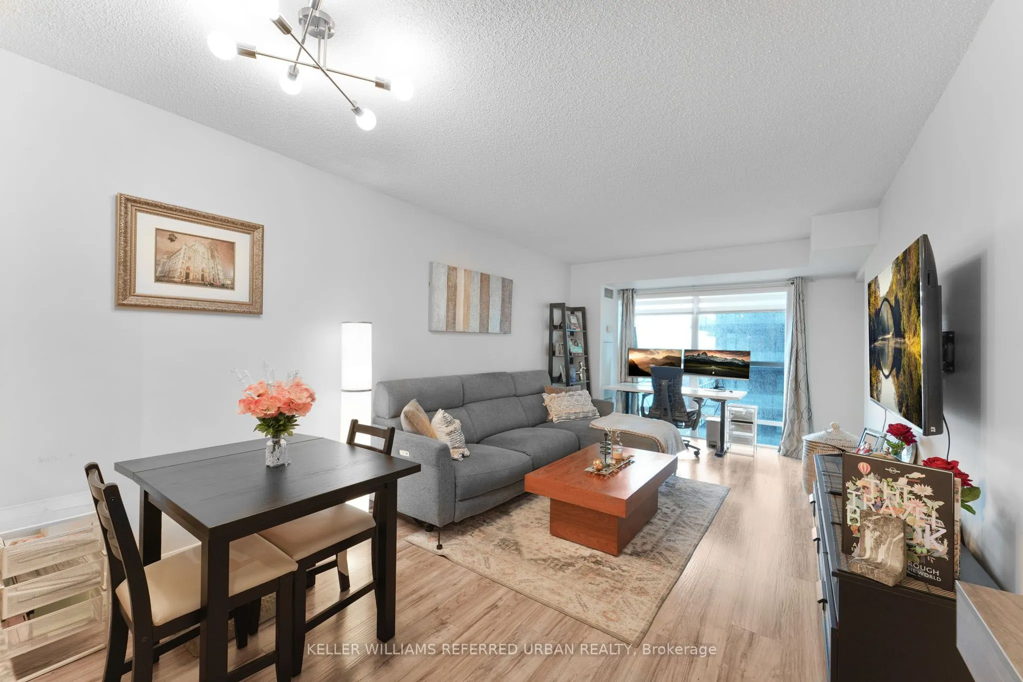 185 Oneida Crescent, #909