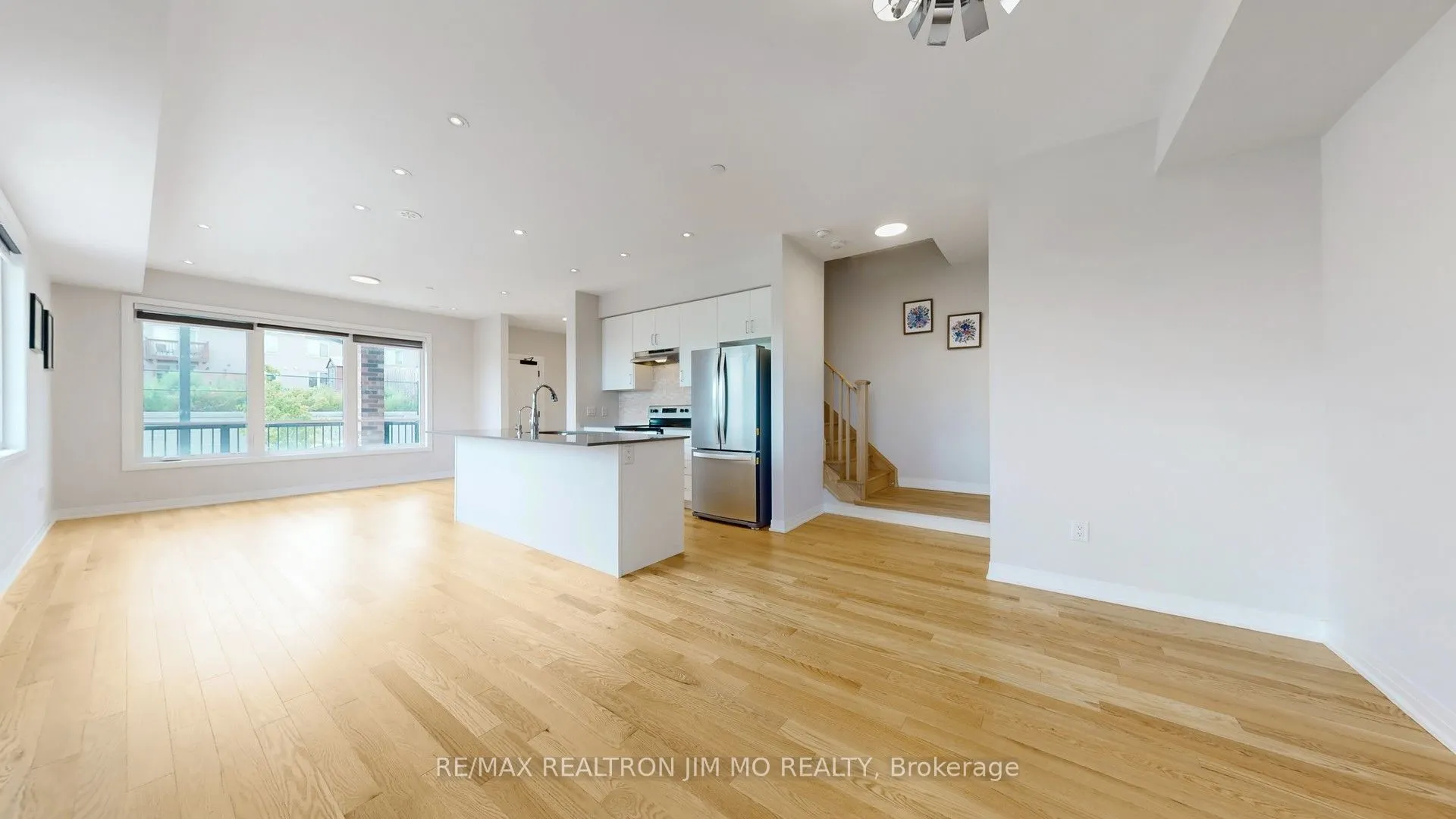 50 Baynes Way, #16
