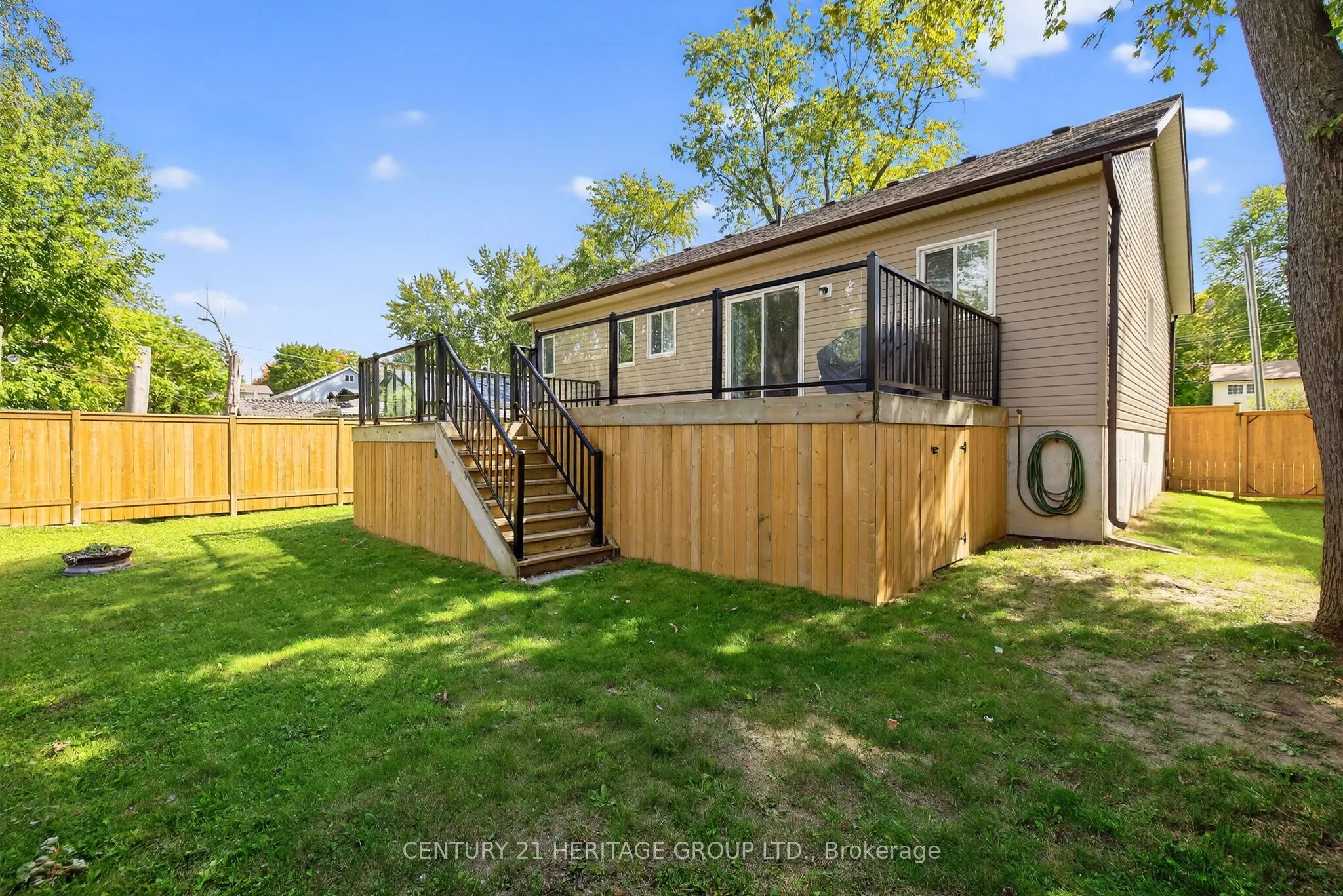 264 Glenwoods Avenue