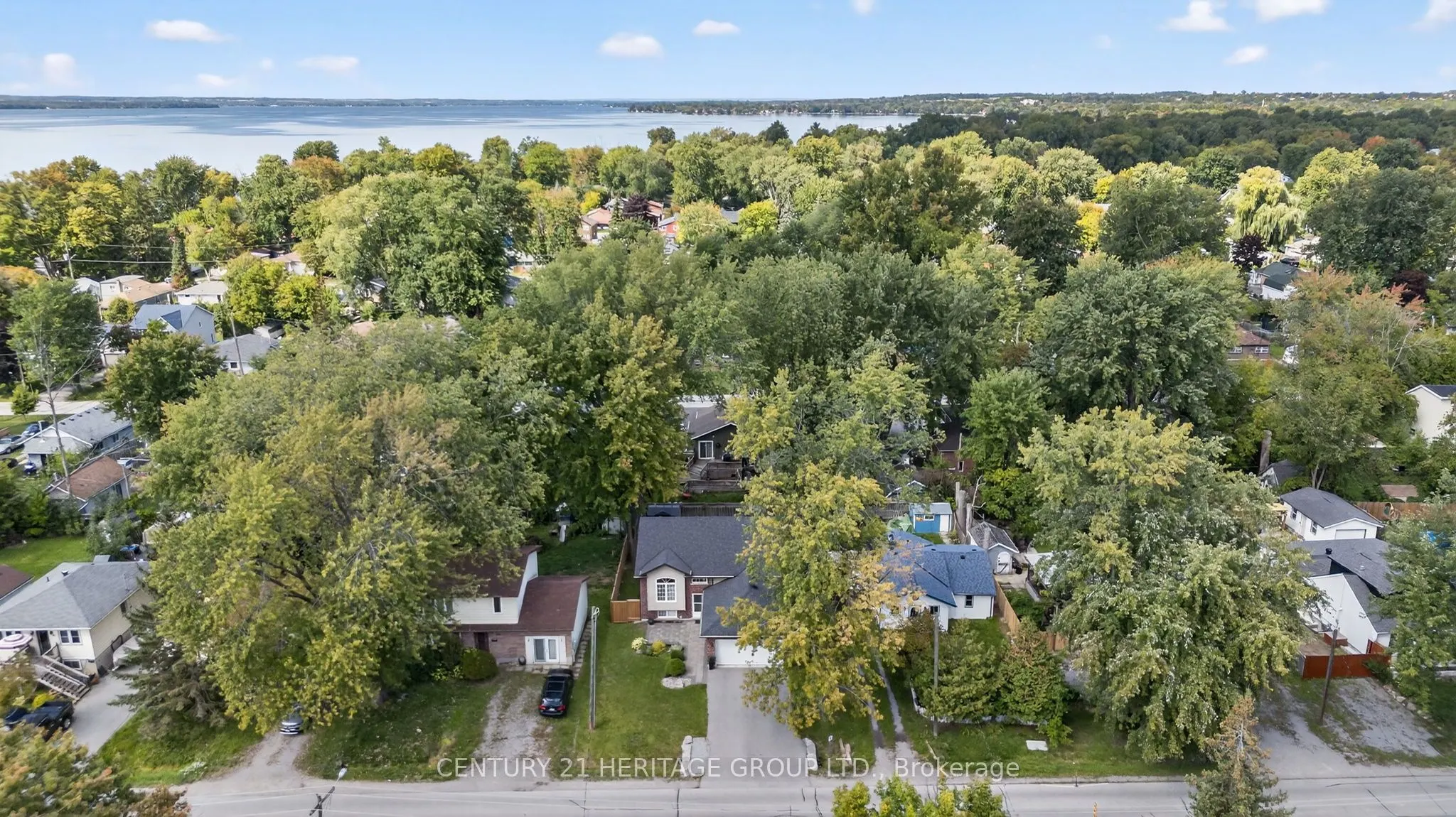 264 Glenwoods Avenue