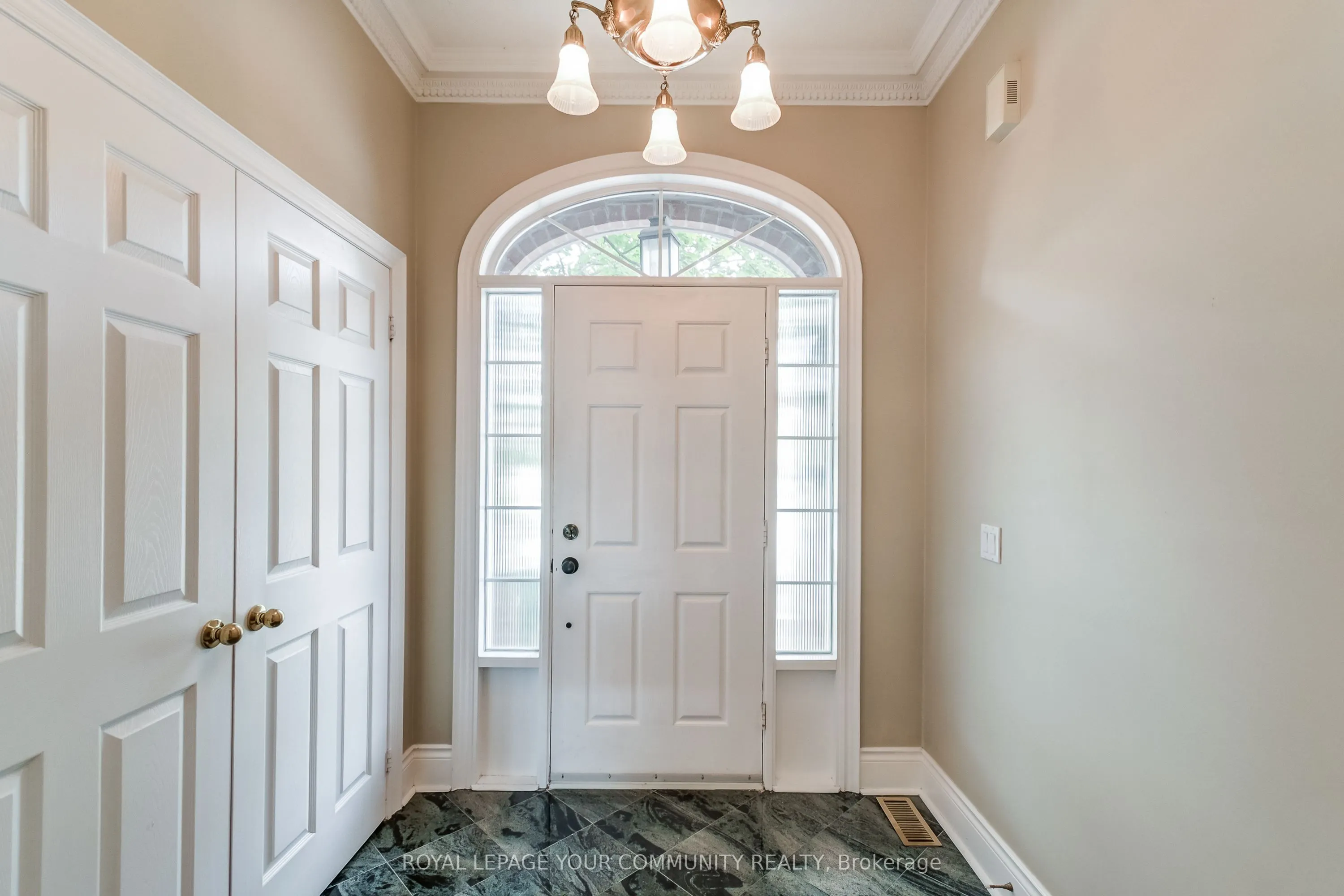 8038 Yonge Street, #15