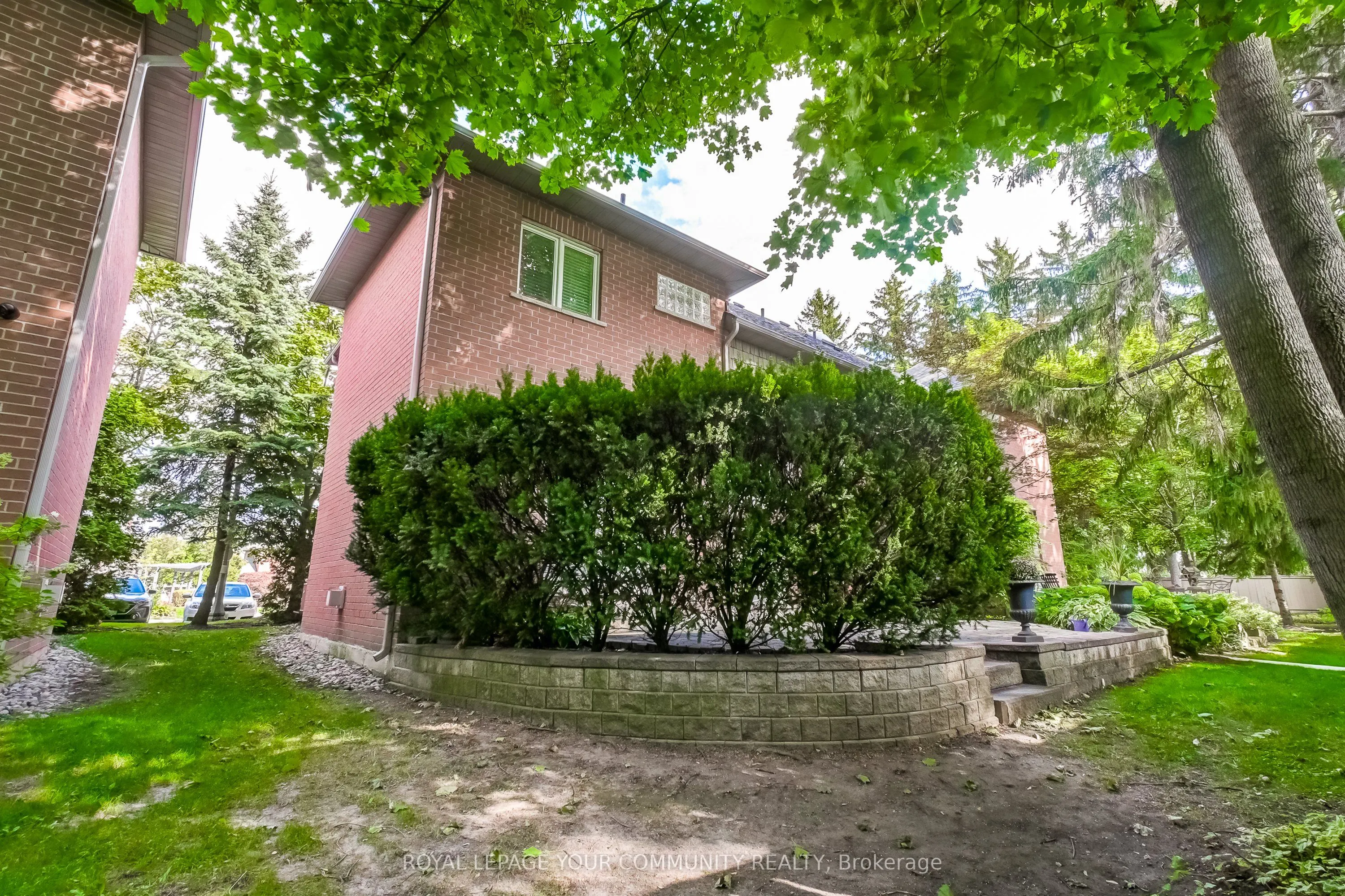 8038 Yonge Street, #15