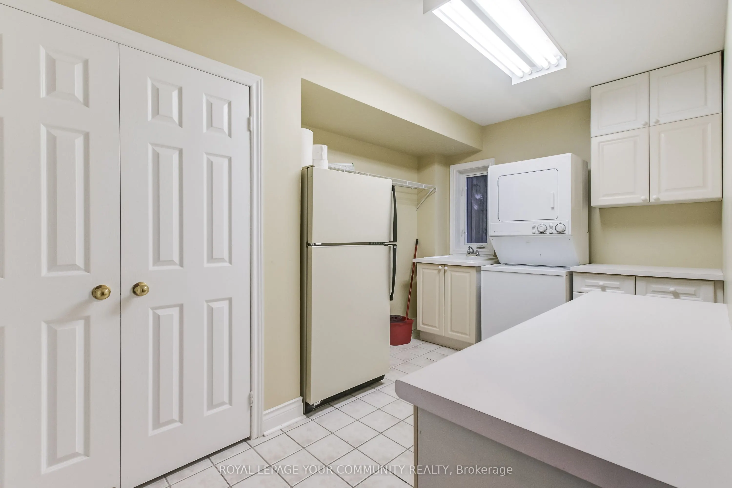 8038 Yonge Street, #15