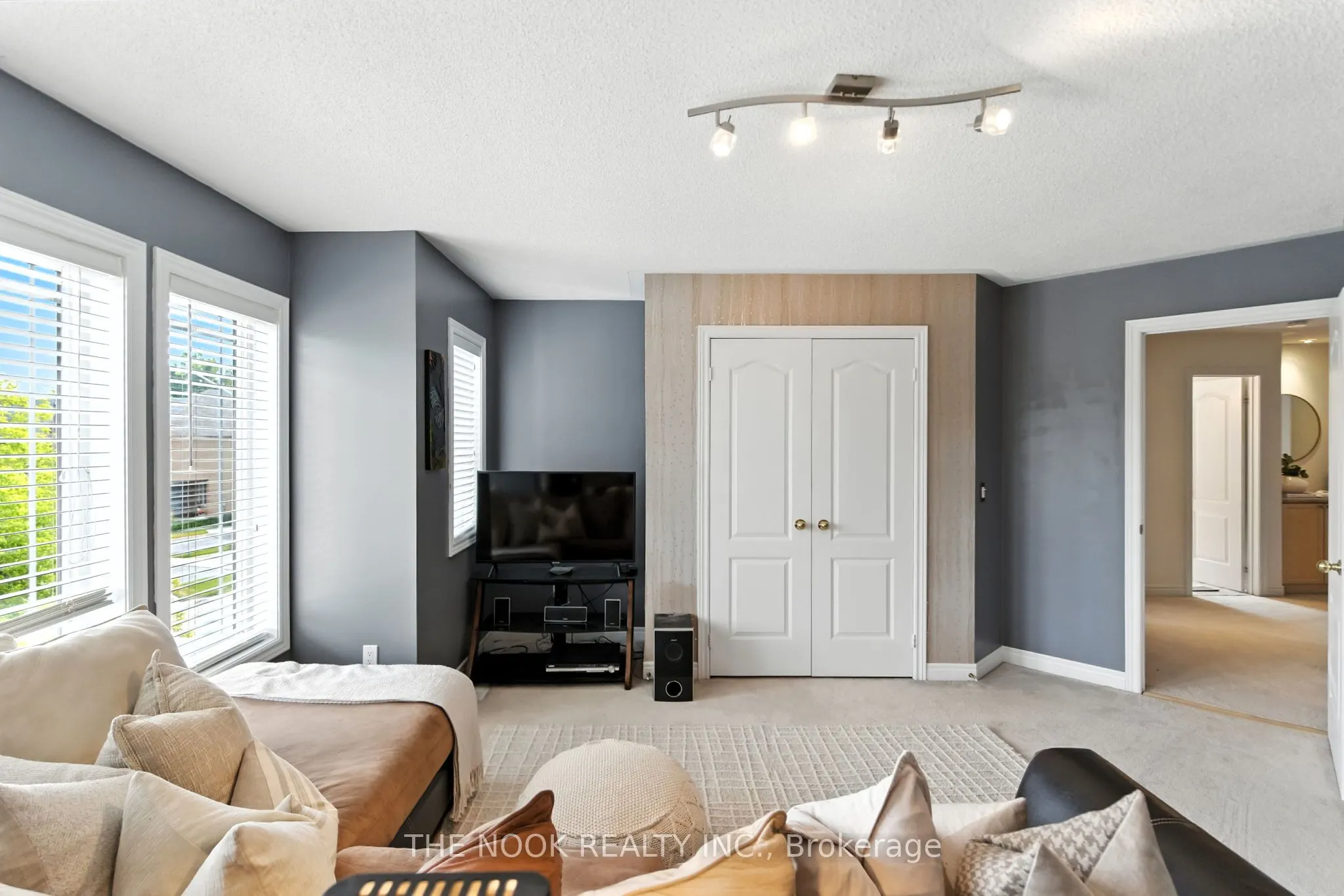 122 Estate Garden Drive