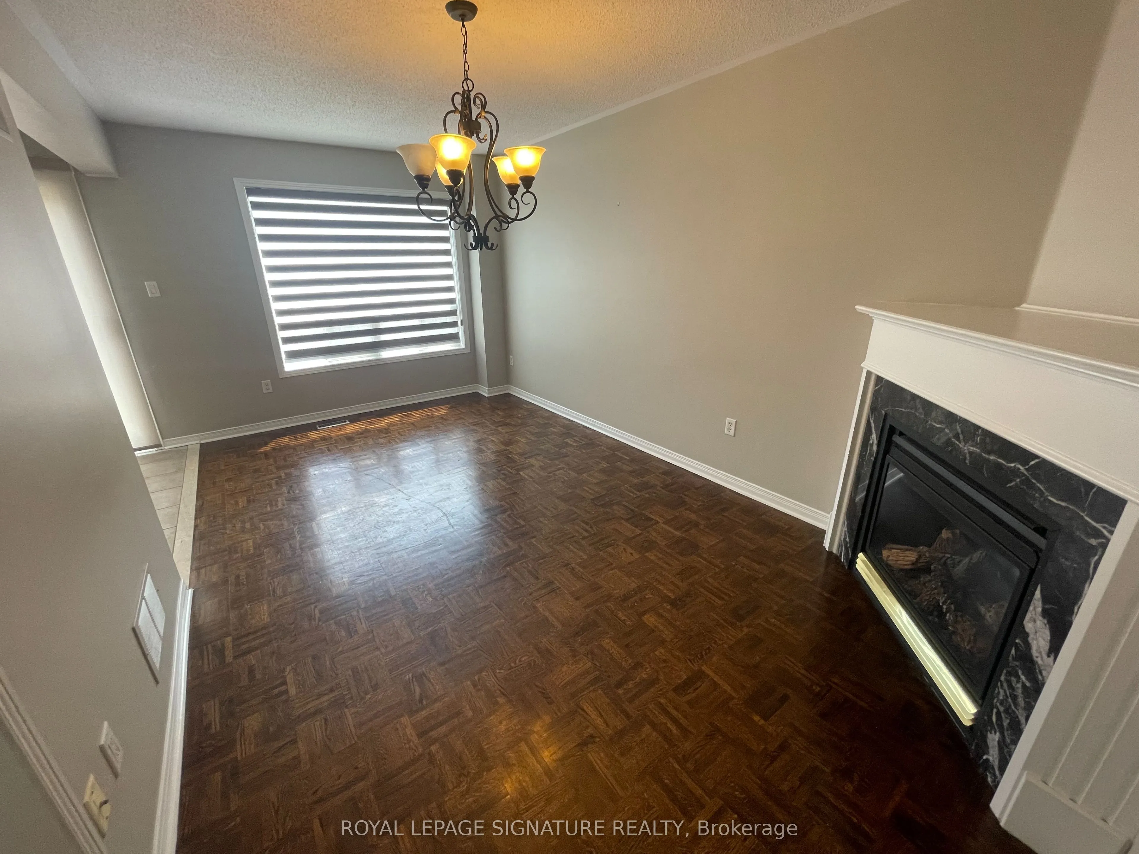 17 Neuchatel Avenue