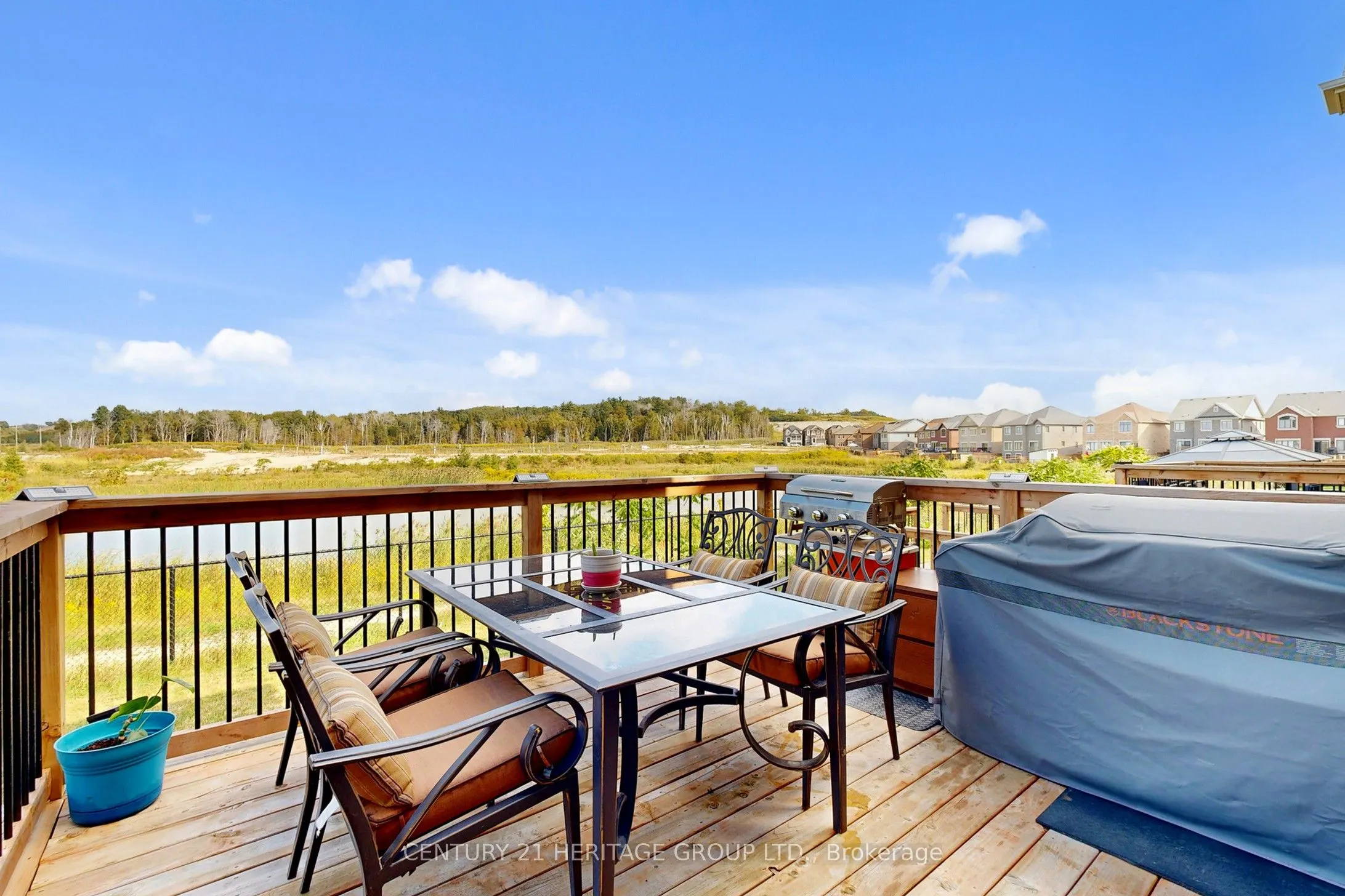 33 Lorne Thomas Place