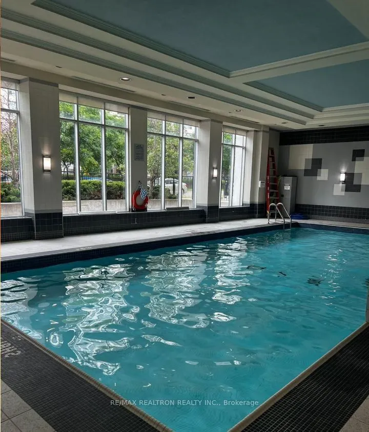 51 Beverley Glen Boulevard, #42