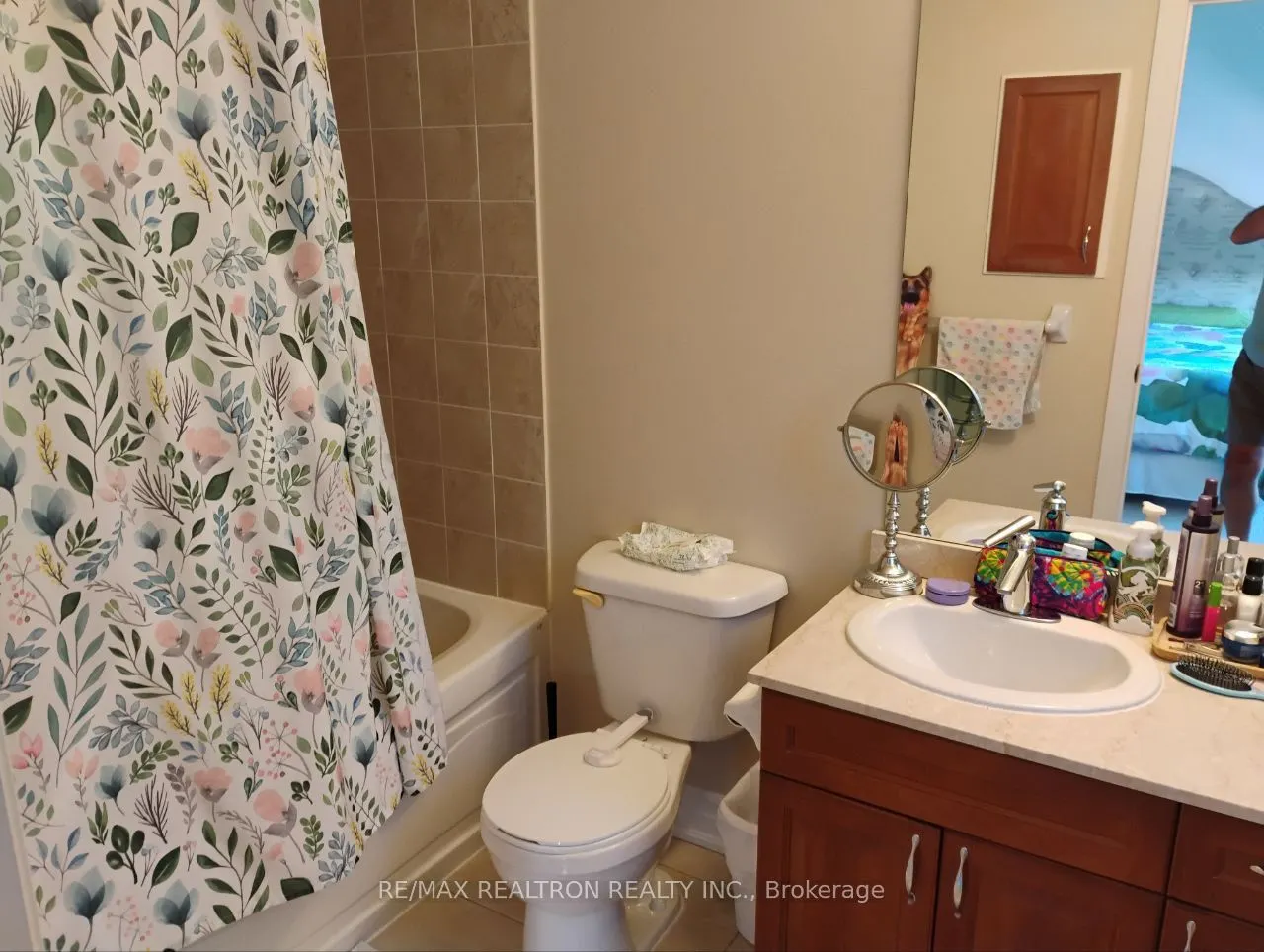 51 Beverley Glen Boulevard, #42