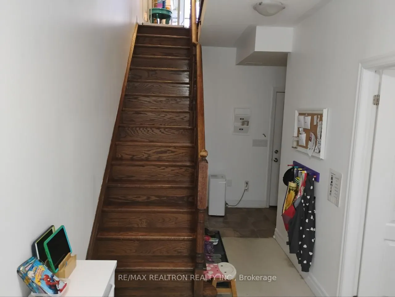 51 Beverley Glen Boulevard, #42