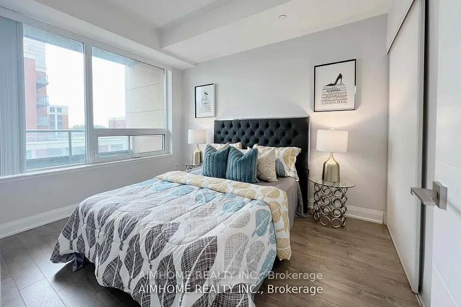 28 Uptown Drive, #523