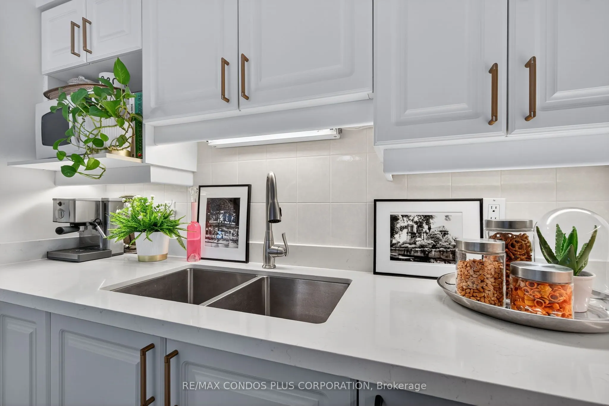 7373 MARTIN GROVE Road, #317