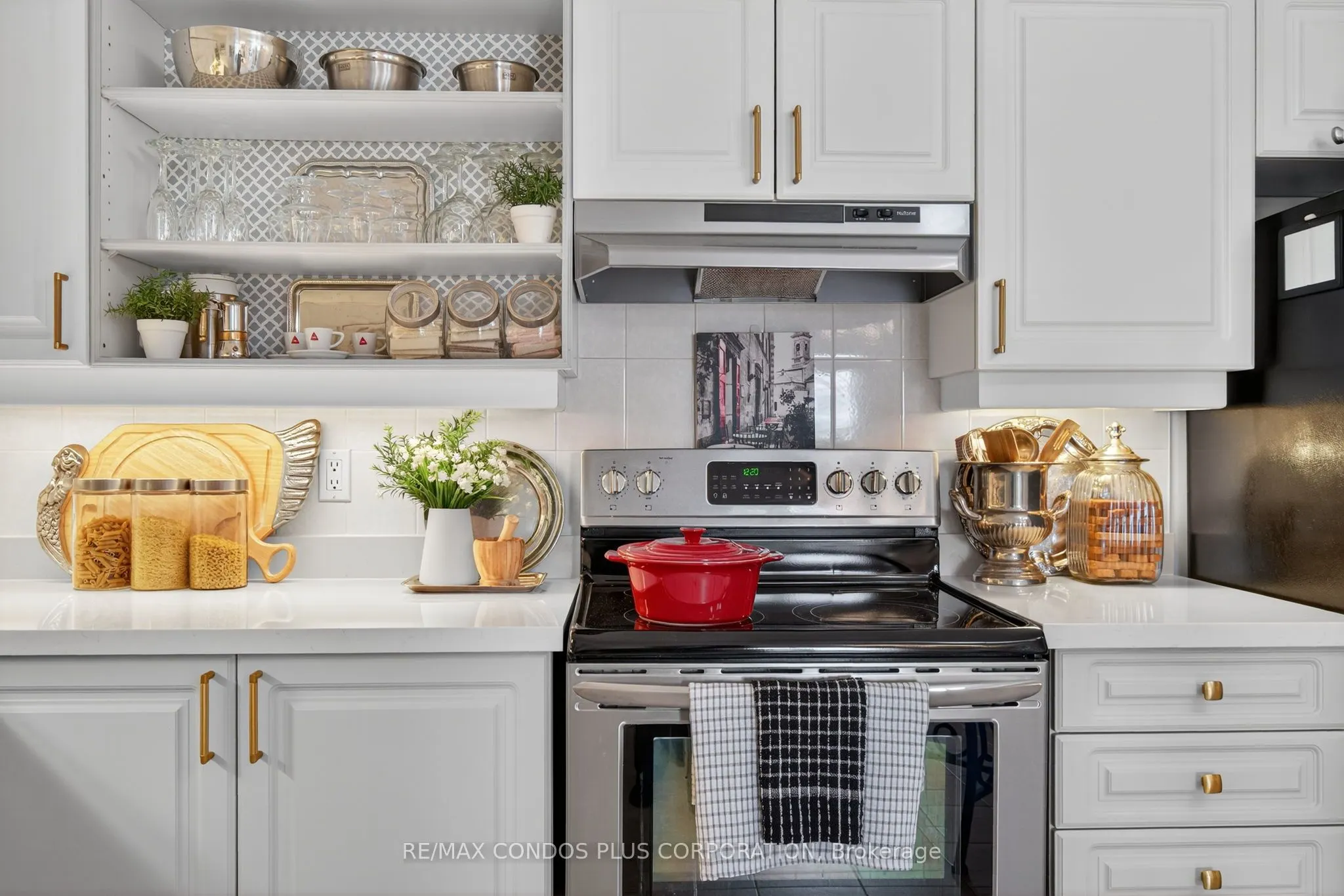 7373 MARTIN GROVE Road, #317