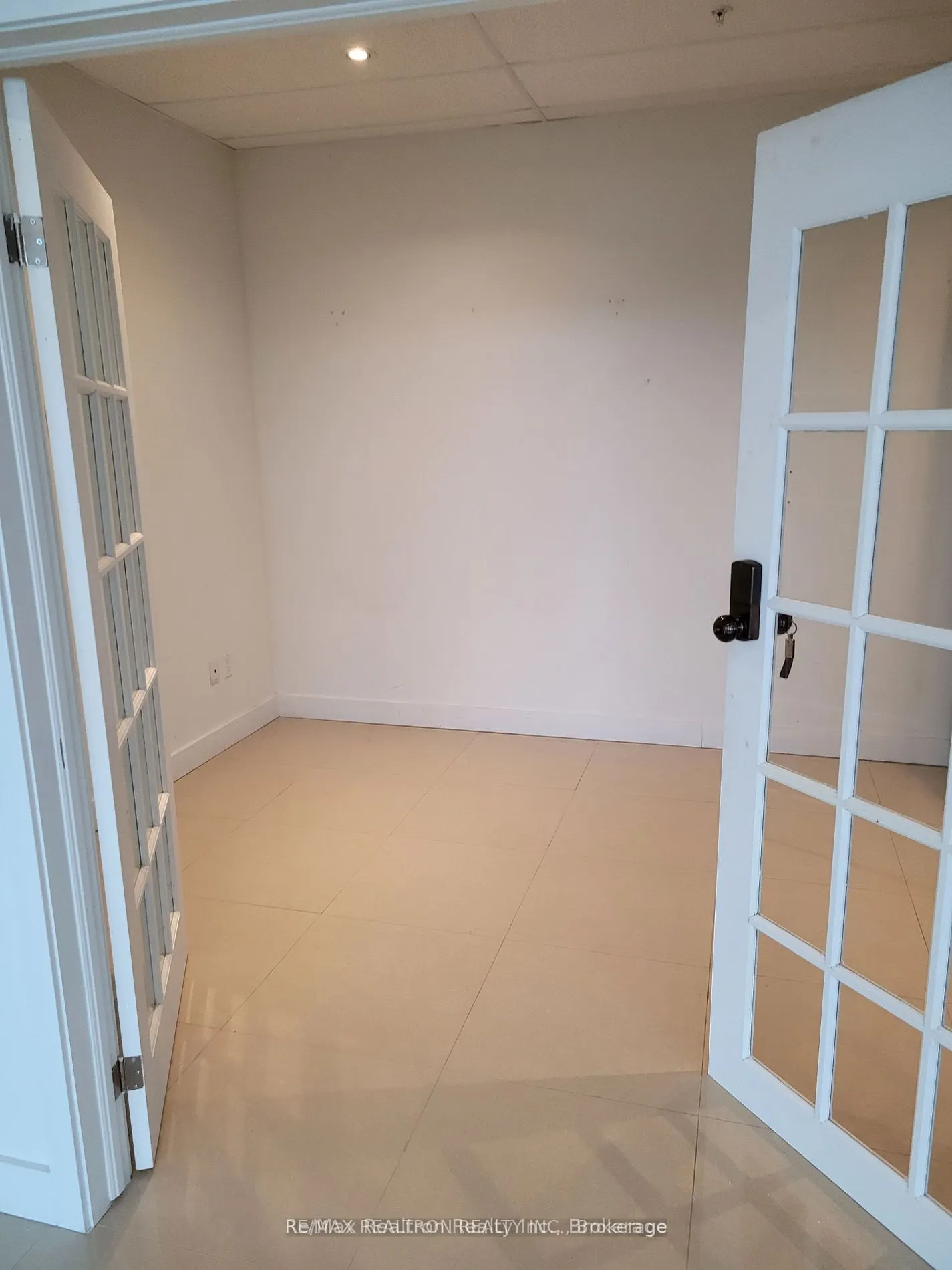 7191 Yonge Street, #914