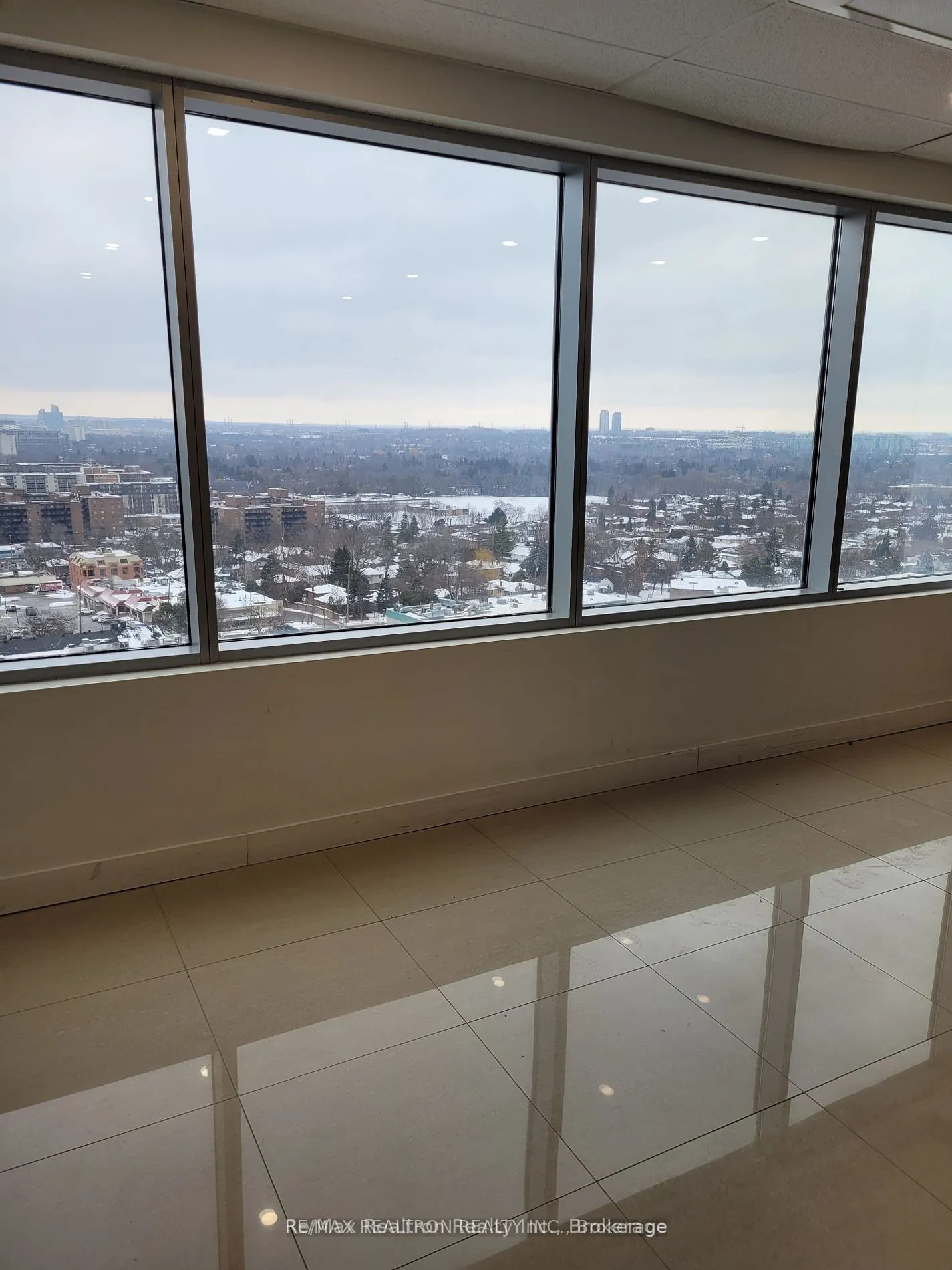 7191 Yonge Street, #914