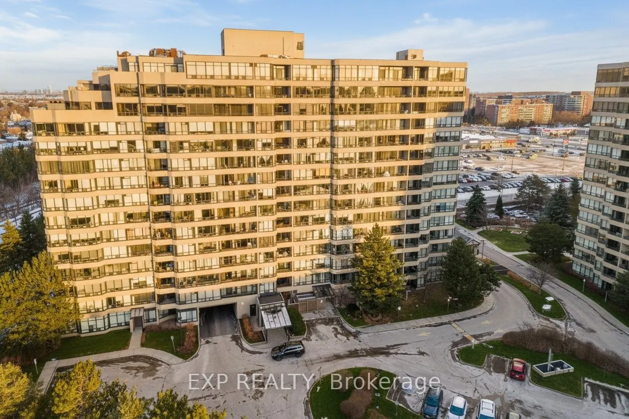 32 Clarissa Drive, #521