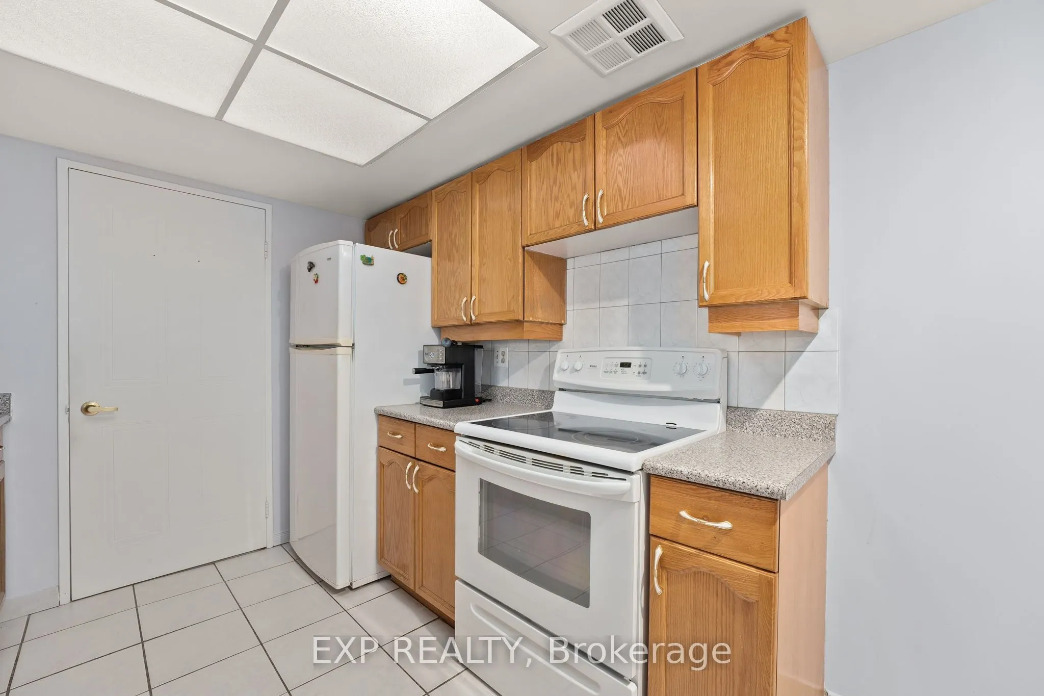 32 Clarissa Drive, #521