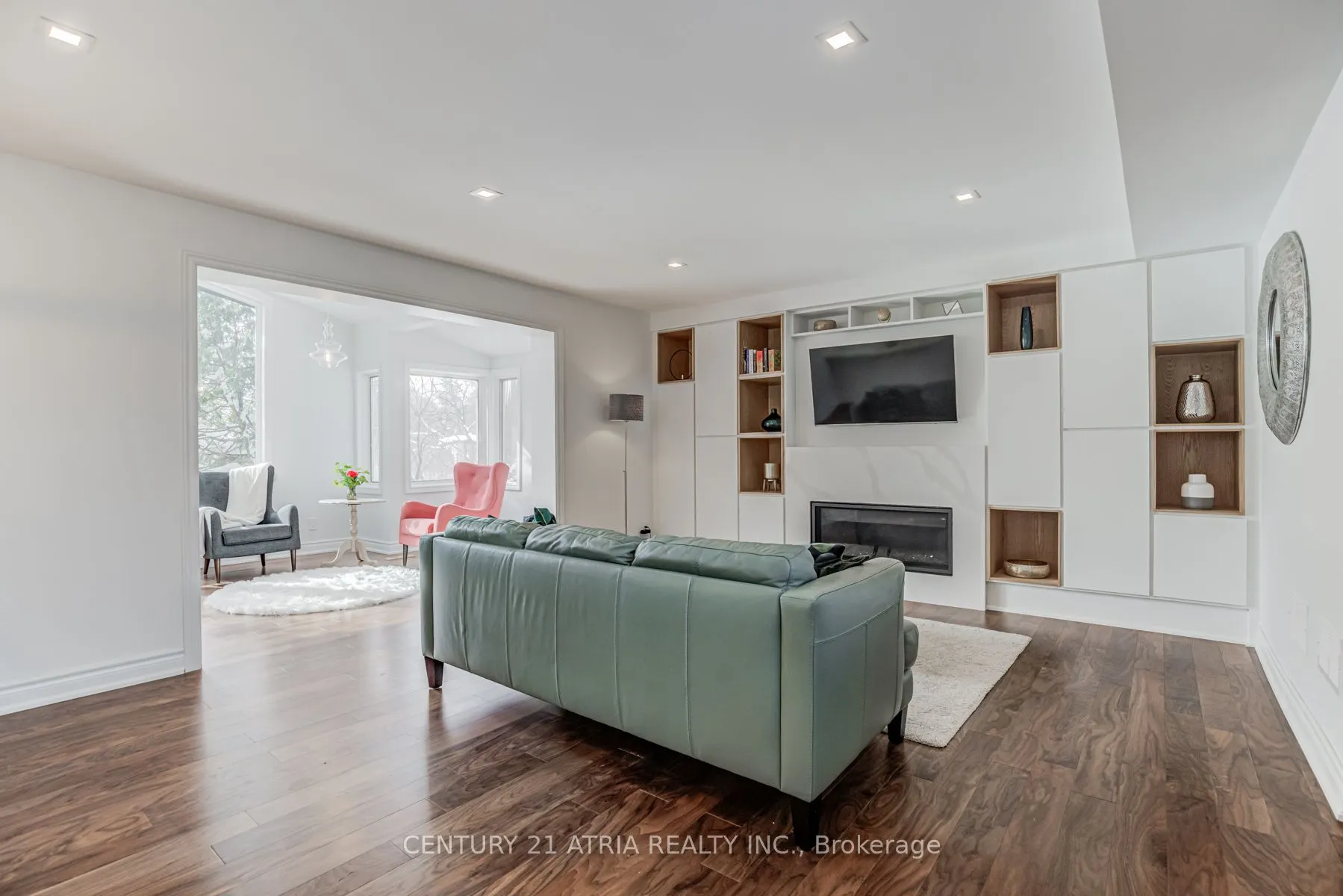 58 Lawnwood Court