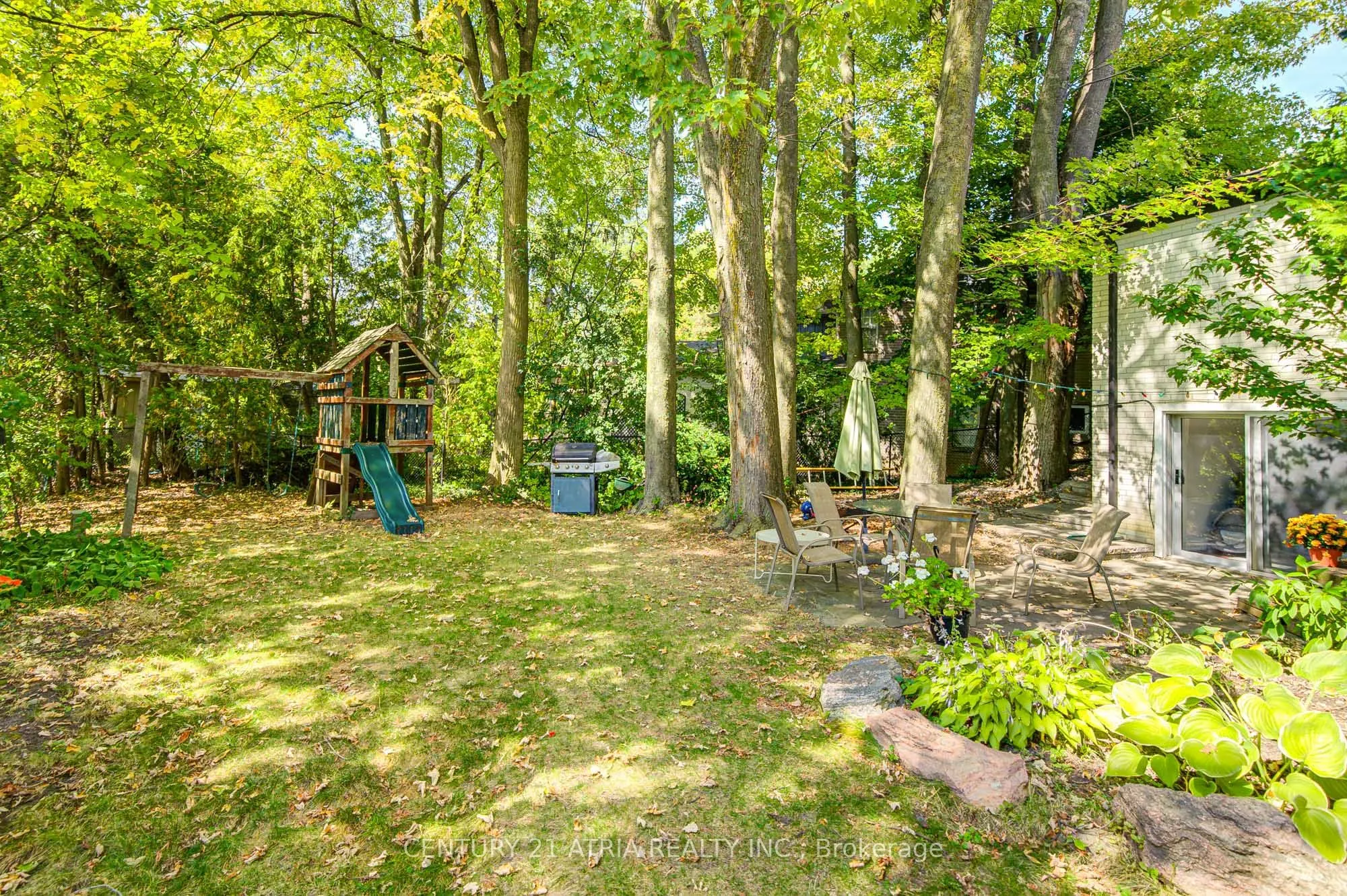 58 Lawnwood Court