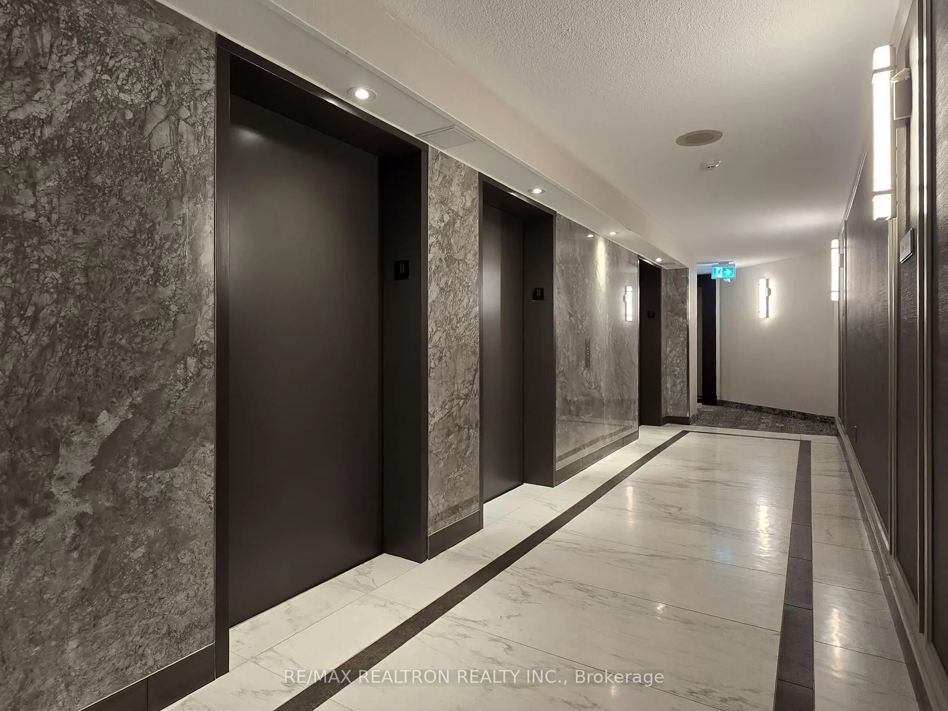 7460 Bathurst Street, #1111
