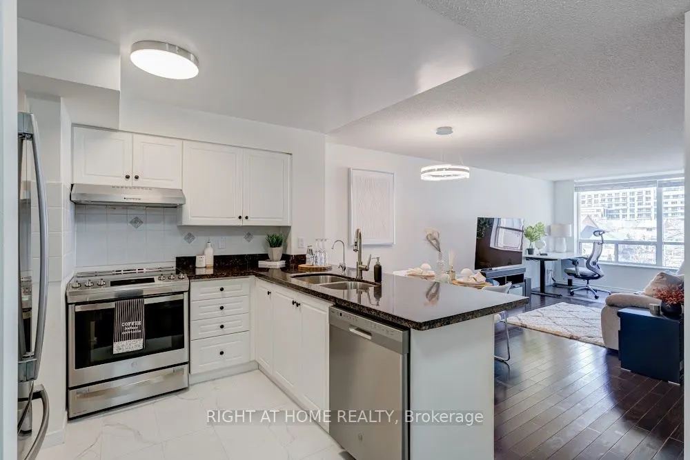 19 Northern Heights Drive, #304